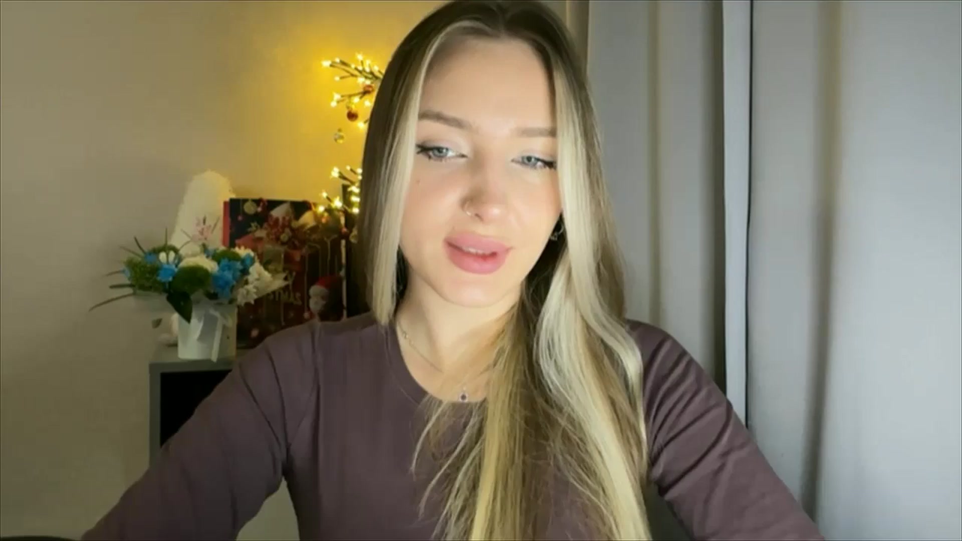 Gallery image thumbnail from My_Diana's myfreecams stream on, 01/04/2025, 15:27 image 3 of 20