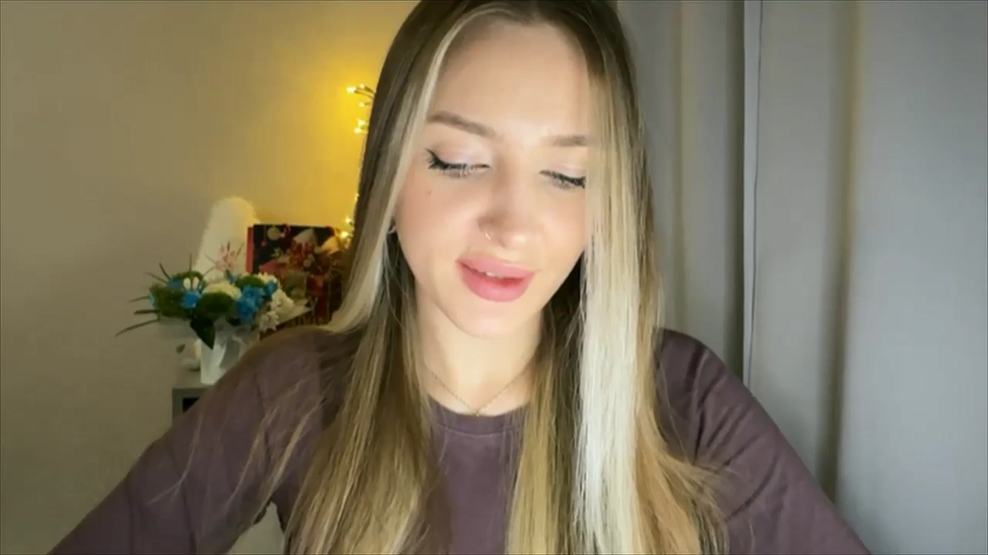 Gallery image thumbnail from My_Diana's myfreecams stream on, 01/04/2025, 15:46 image 17 of 20