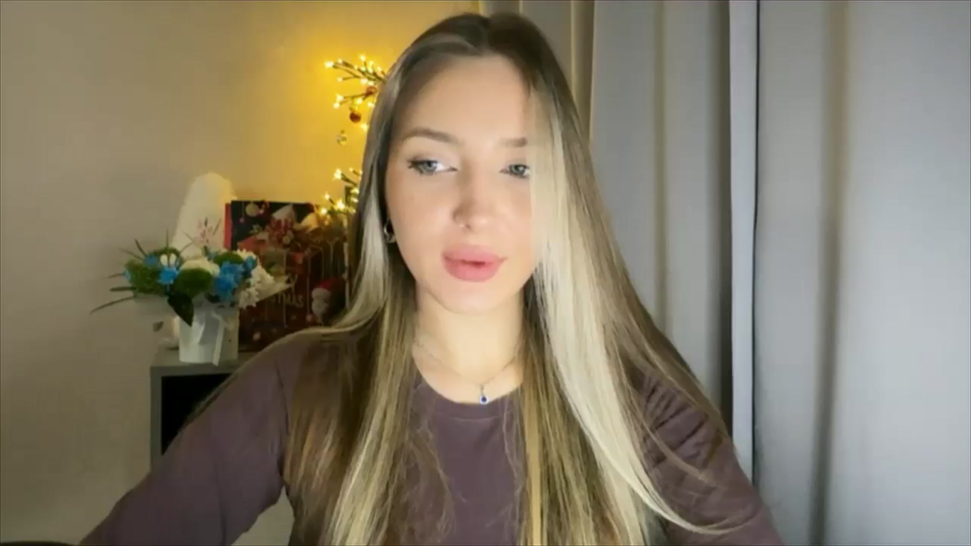Gallery image thumbnail from My_Diana's myfreecams stream on, 01/04/2025, 15:46 image 4 of 20