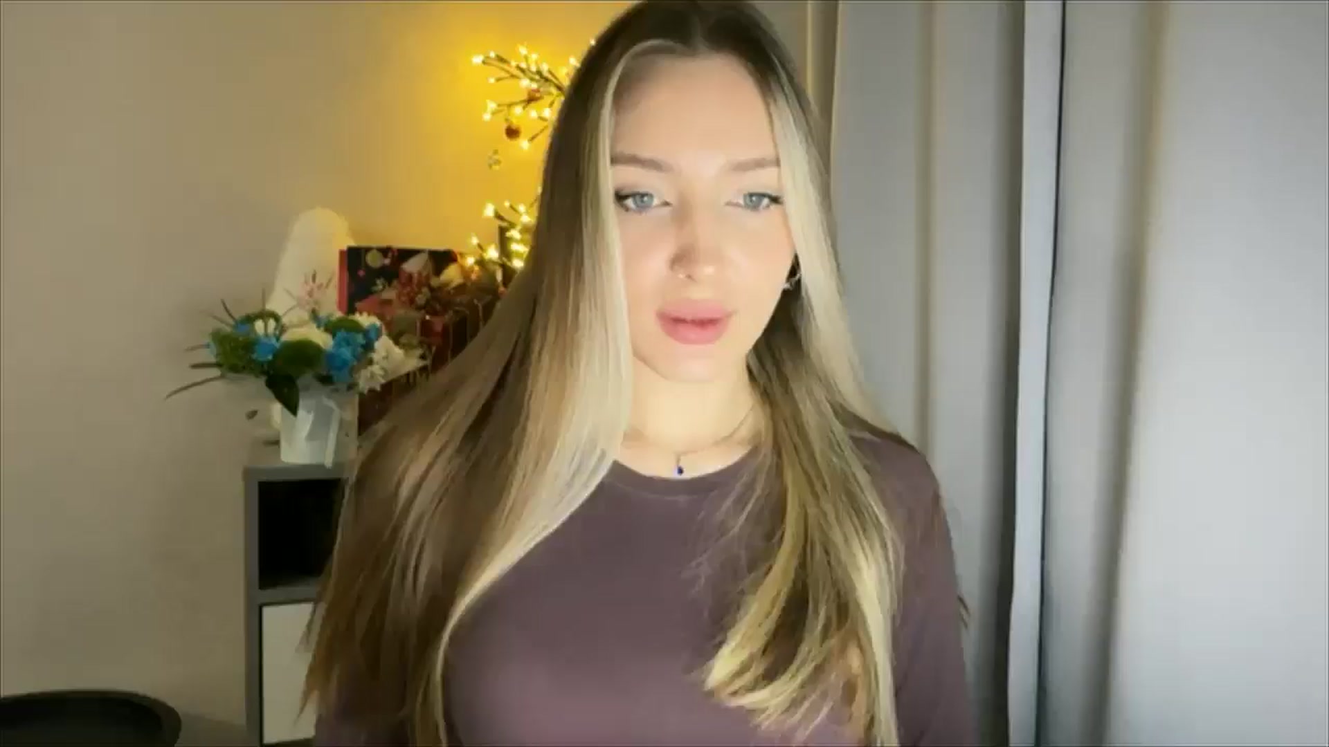 Gallery image thumbnail from My_Diana's myfreecams stream on, 01/04/2025, 15:46 image 6 of 20