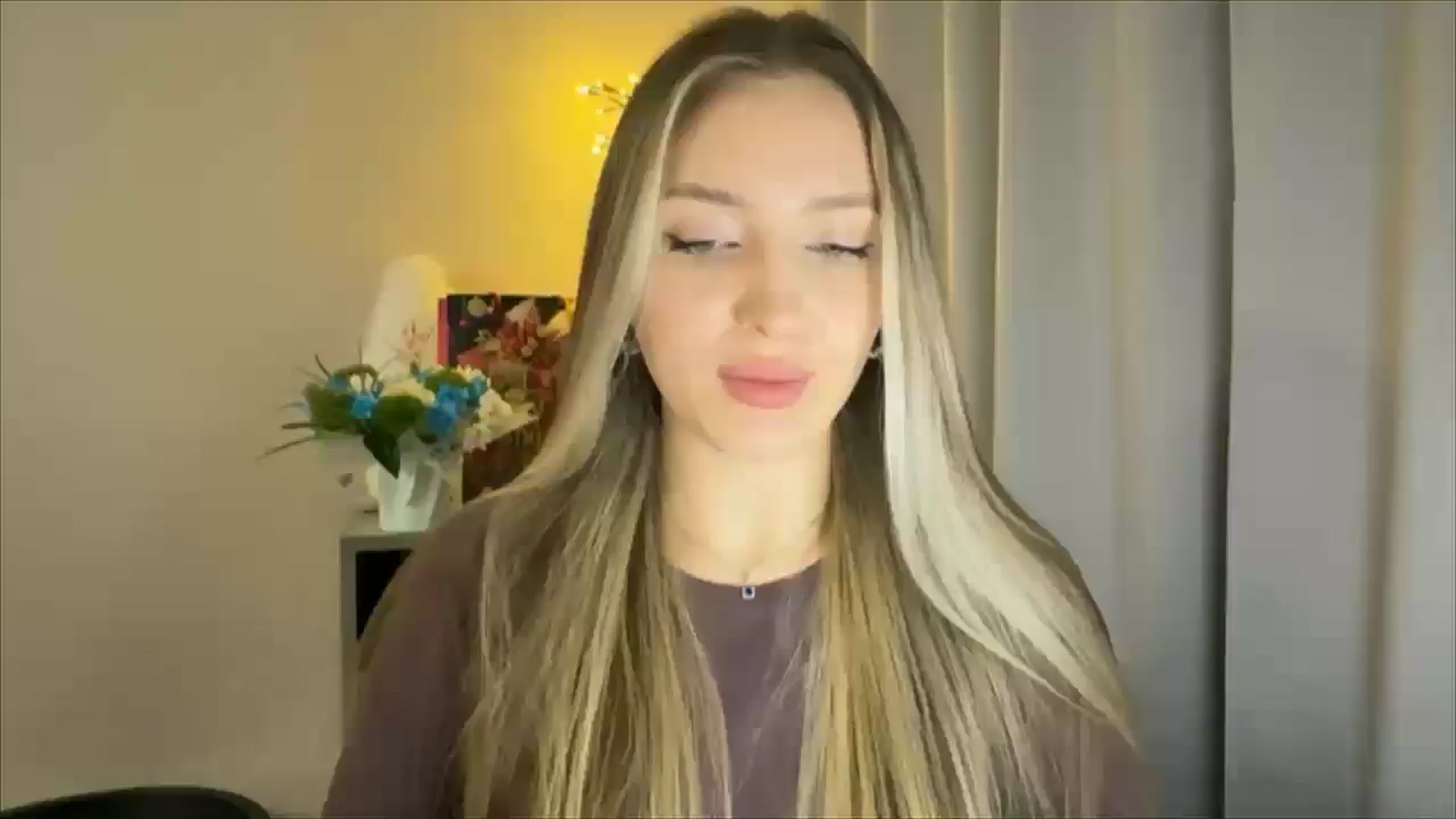 Gallery image thumbnail from My_Diana's myfreecams stream on, 01/04/2025, 23:05 image 11 of 20