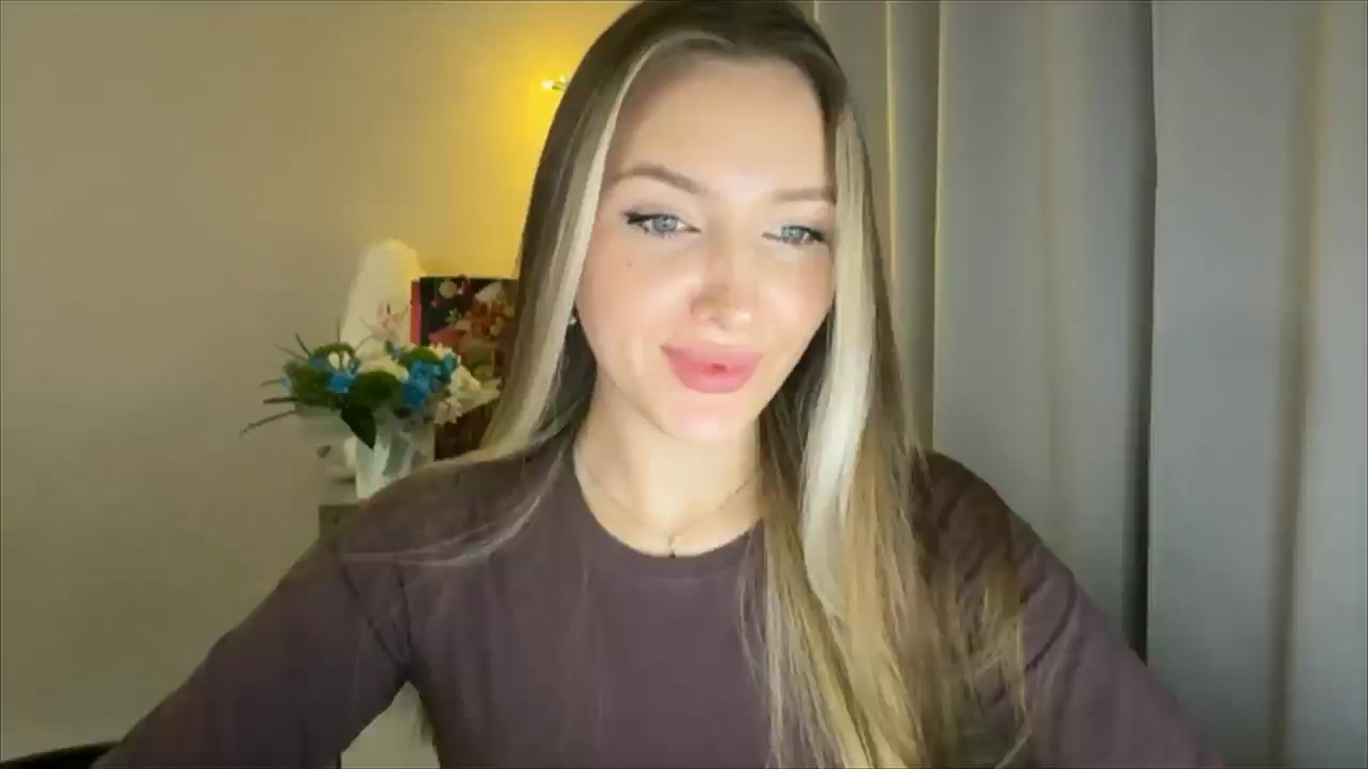 Gallery image thumbnail from My_Diana's myfreecams stream on, 01/04/2025, 23:05 image 5 of 20