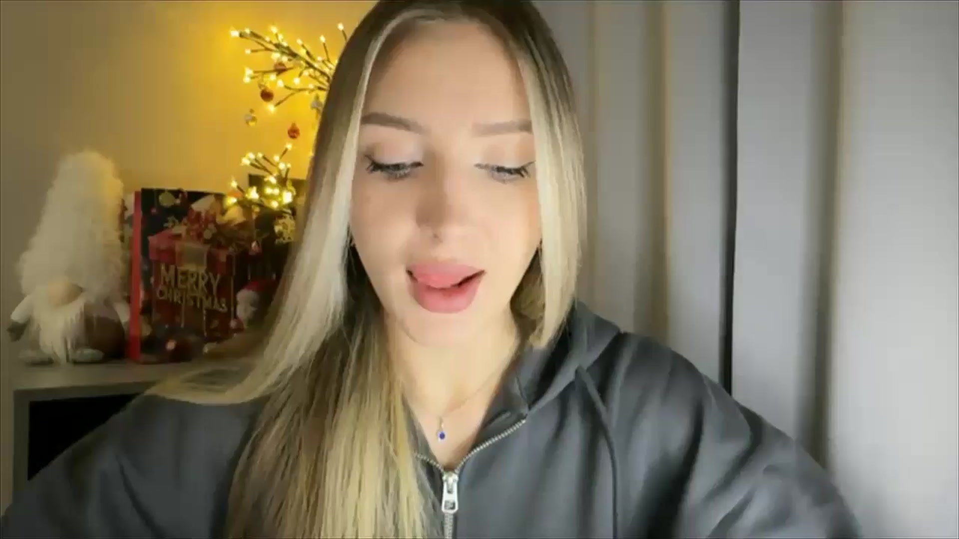 Gallery image thumbnail from My_Diana's myfreecams stream on, 01/05/2025, 16:11 image 6 of 20