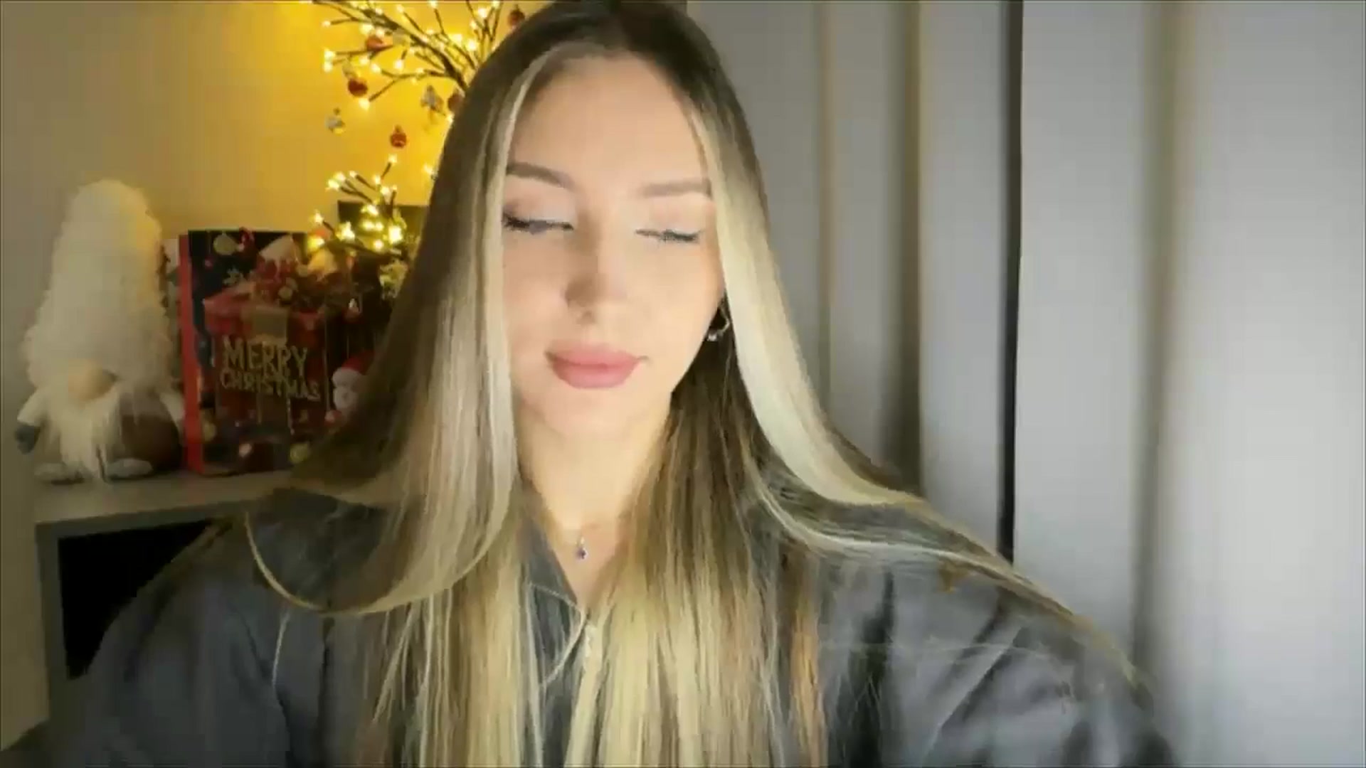 Gallery image thumbnail from My_Diana's myfreecams stream on, 01/05/2025, 17:00 image 20 of 20