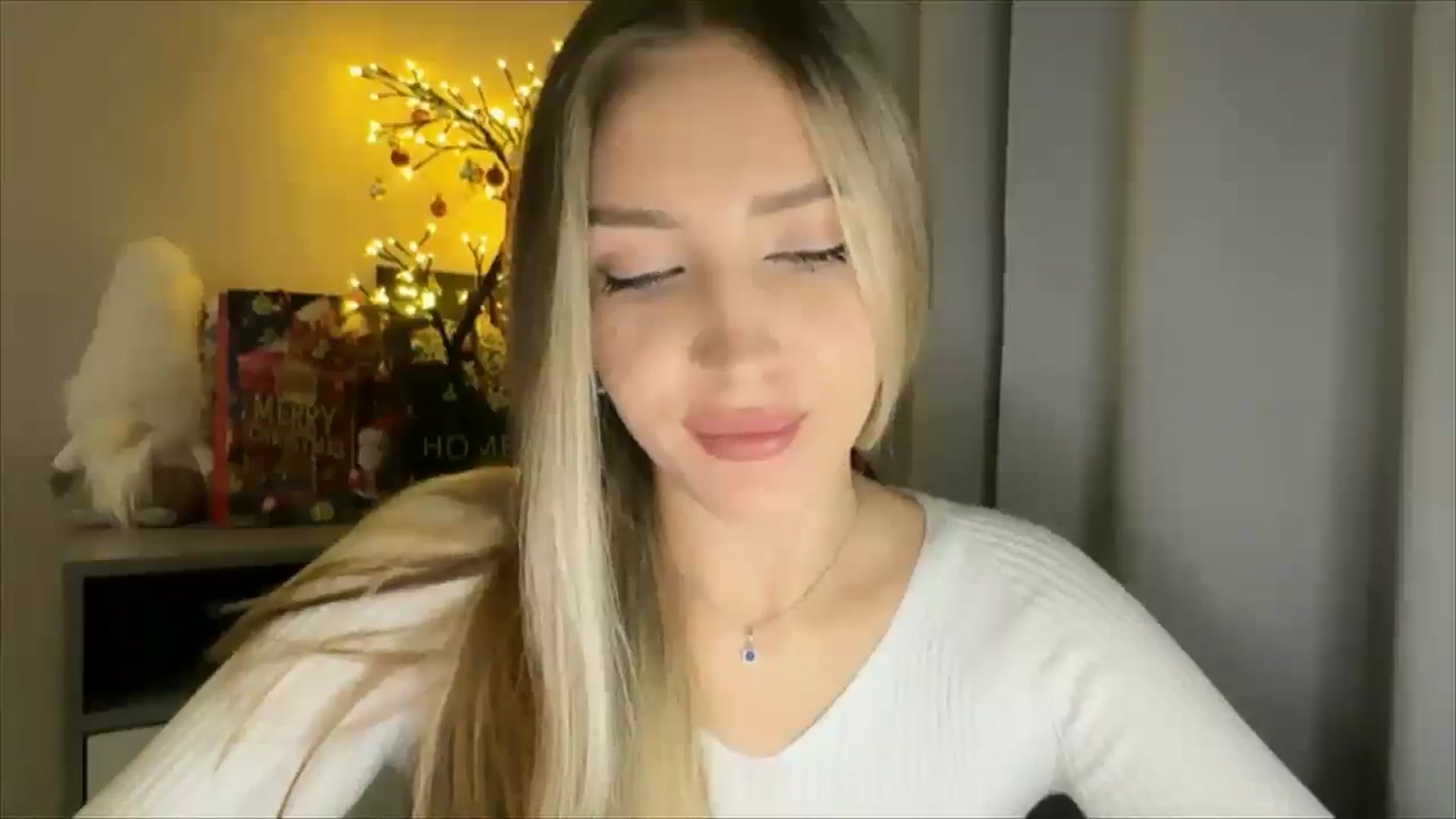 Gallery image thumbnail from My_Diana's myfreecams stream on, 01/05/2025, 22:38 image 8 of 20
