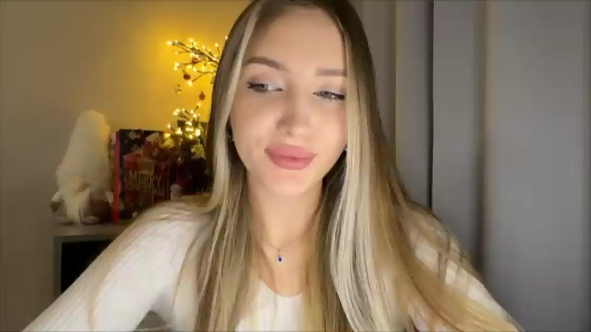 Gallery image thumbnail from My_Diana's myfreecams stream on, 01/05/2025, 22:38 image 18 of 20
