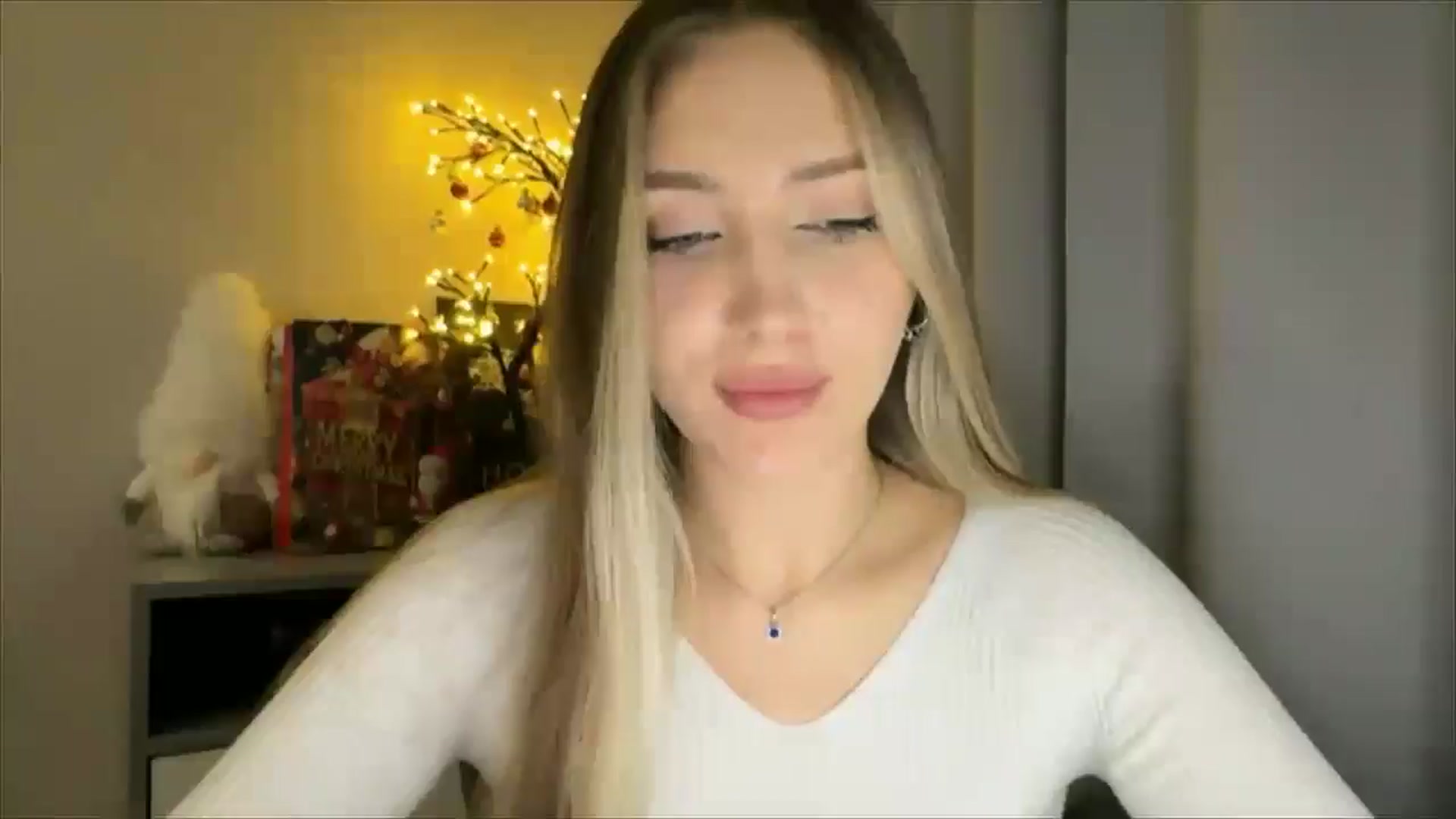 Gallery image thumbnail from My_Diana's myfreecams stream on, 01/05/2025, 22:38 image 11 of 20