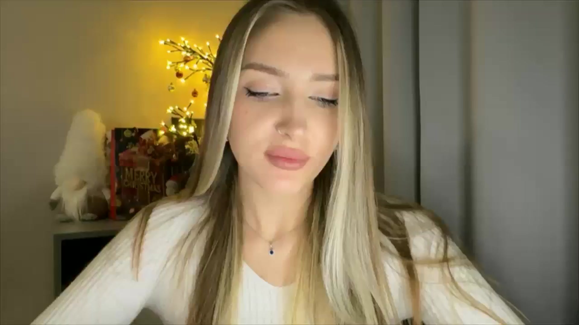 Gallery image thumbnail from My_Diana's myfreecams stream on, 01/05/2025, 23:04 image 5 of 20