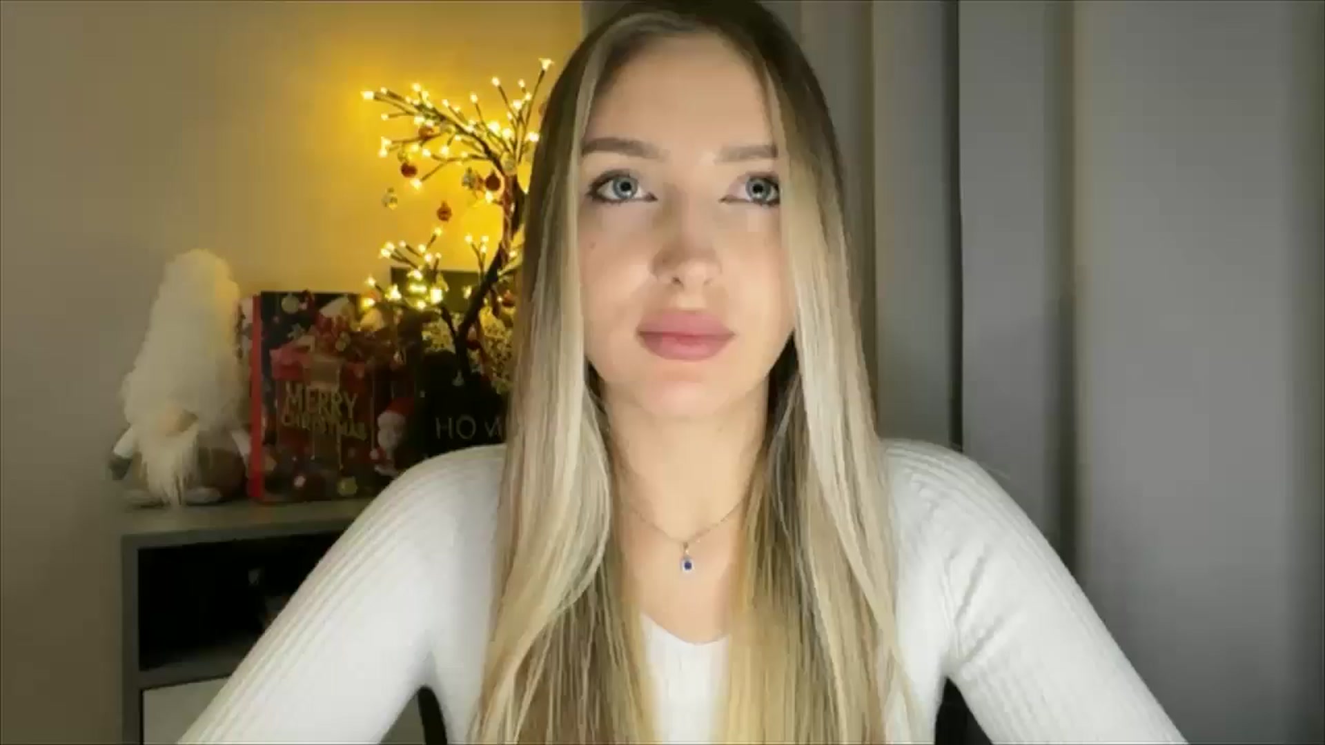 Gallery image thumbnail from My_Diana's myfreecams stream on, 01/05/2025, 23:41 image 1 of 20