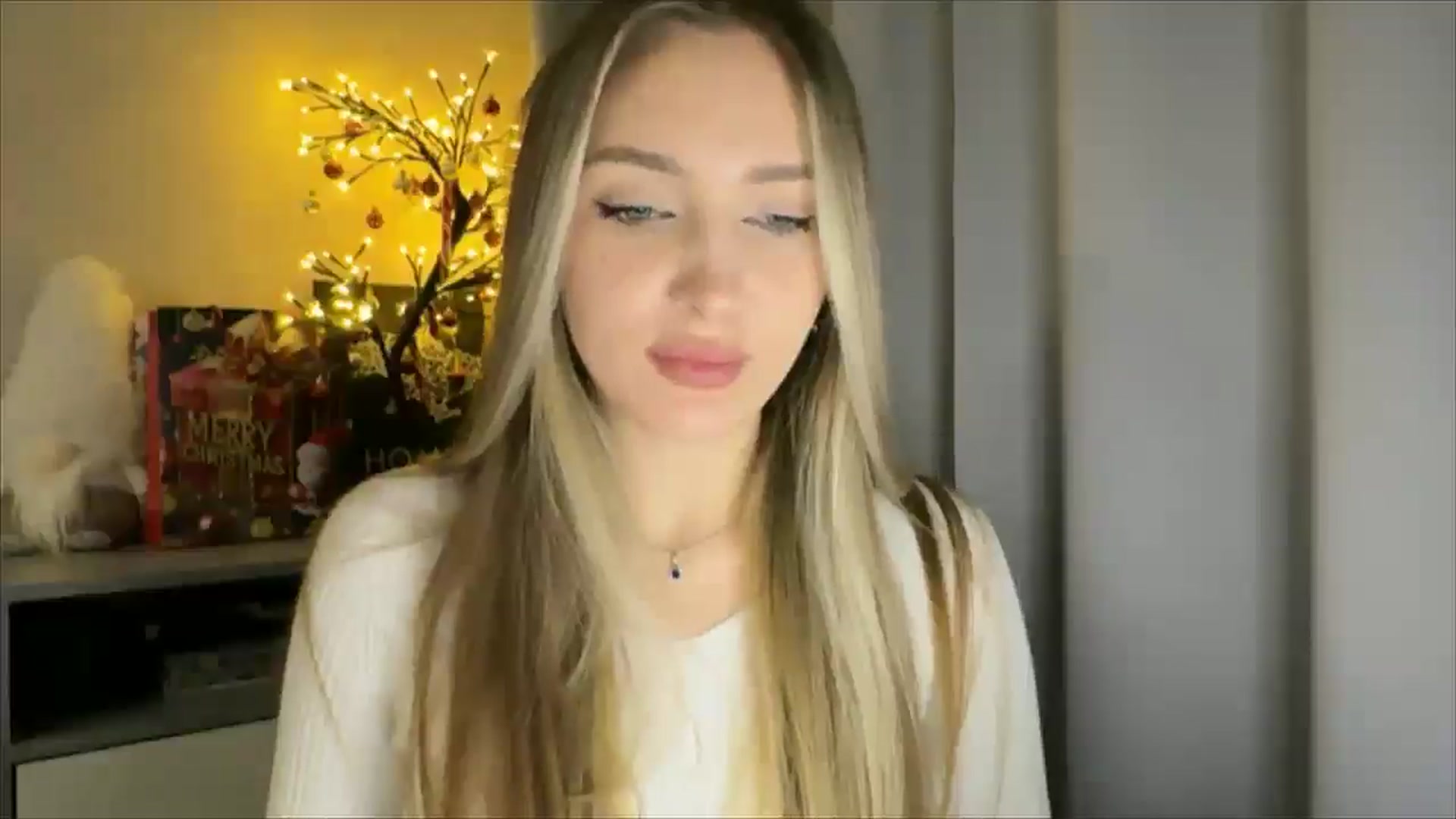 Gallery image thumbnail from My_Diana's myfreecams stream on, 01/06/2025, 24:06 image 8 of 20