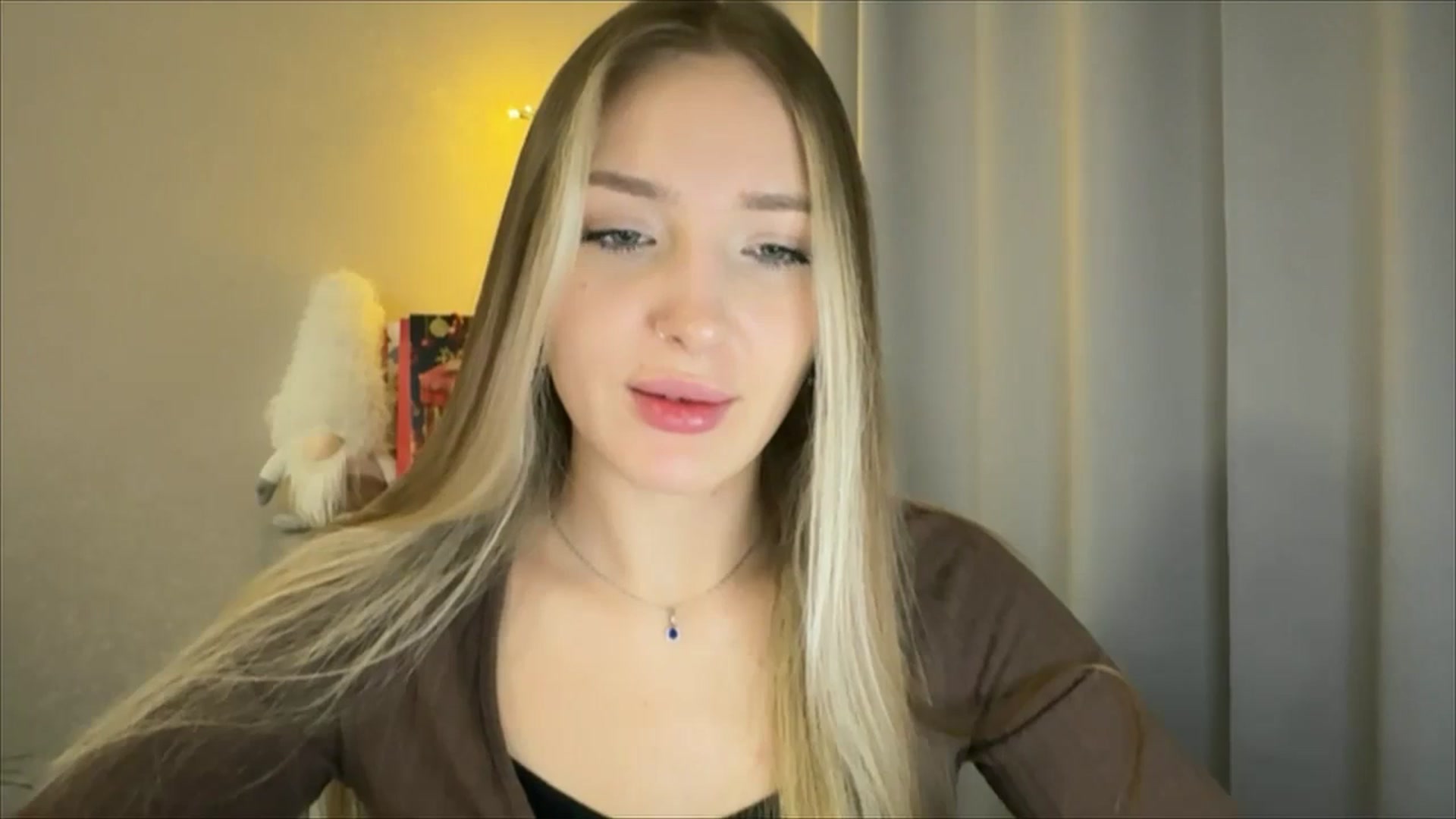 Gallery image thumbnail from My_Diana's myfreecams stream on, 01/06/2025, 22:18 image 14 of 20