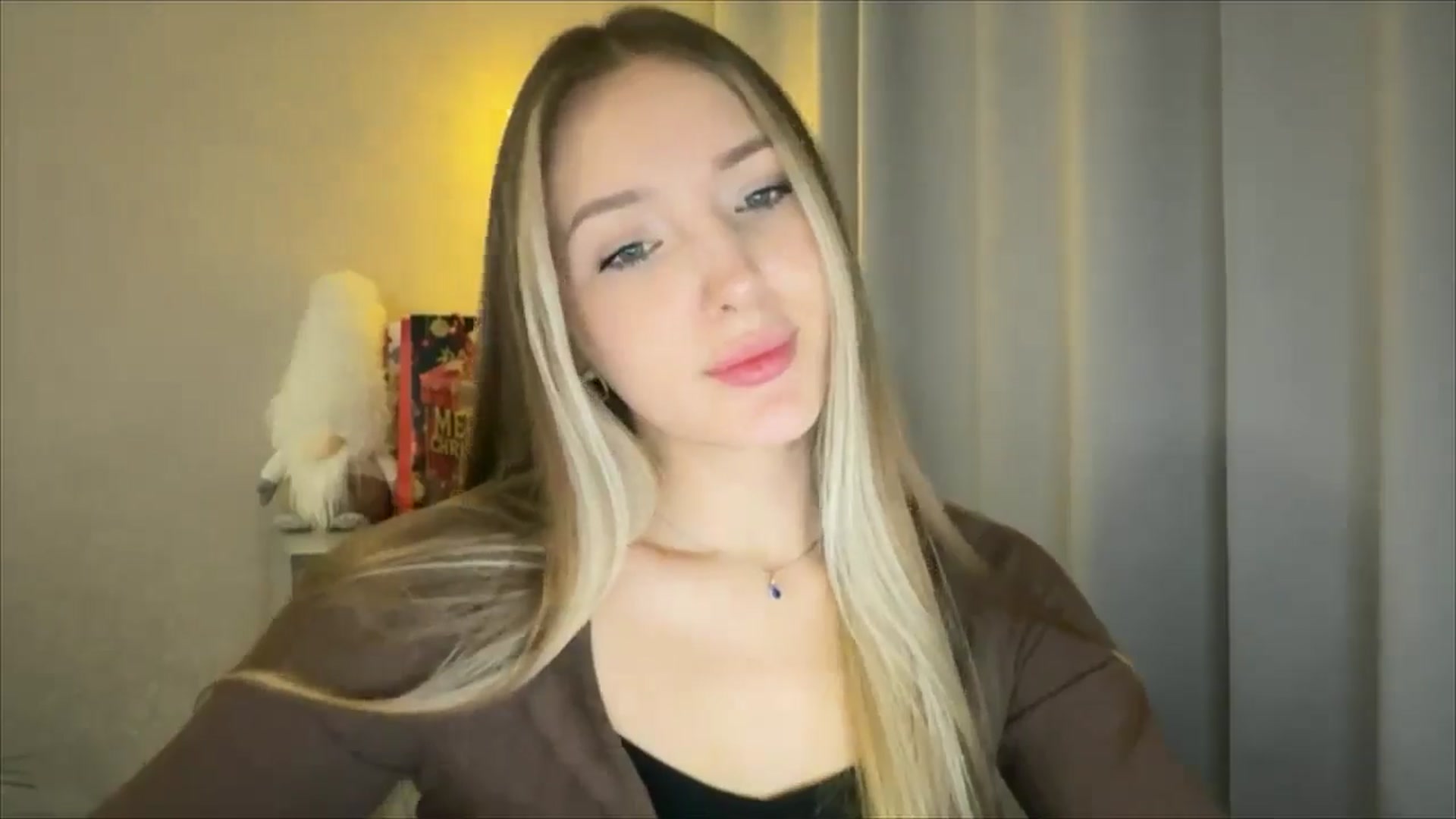Gallery image thumbnail from My_Diana's myfreecams stream on, 01/06/2025, 22:18 image 3 of 20