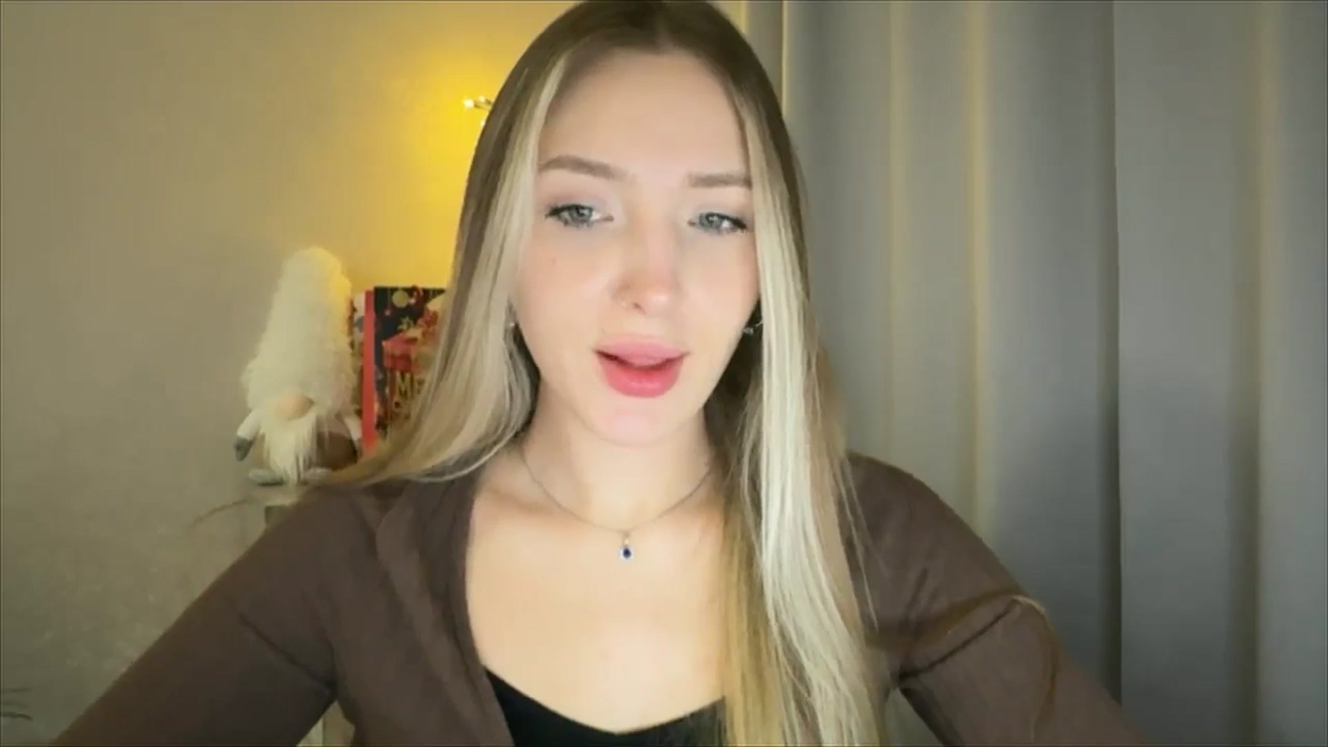 Gallery image thumbnail from My_Diana's myfreecams stream on, 01/06/2025, 22:18 image 5 of 20