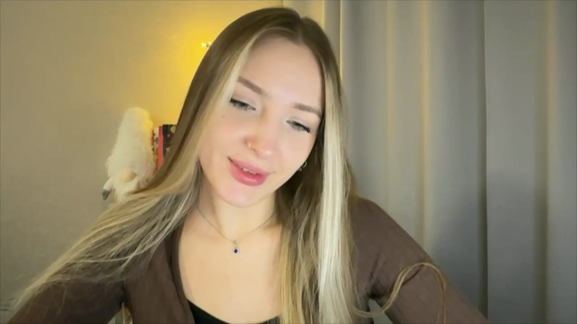Gallery image thumbnail from My_Diana's myfreecams stream on, 01/06/2025, 22:18 image 13 of 20