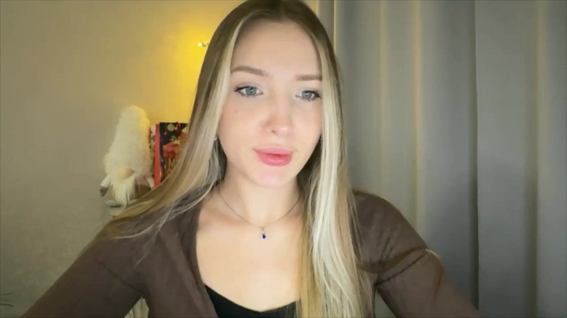 Gallery image thumbnail from My_Diana's myfreecams stream on, 01/06/2025, 22:18 image 2 of 20