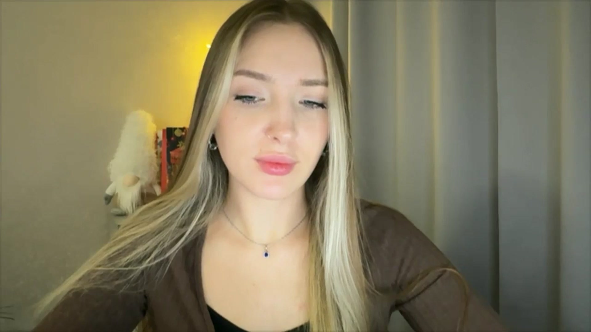 Gallery image thumbnail from My_Diana's myfreecams stream on, 01/06/2025, 22:18 image 11 of 20