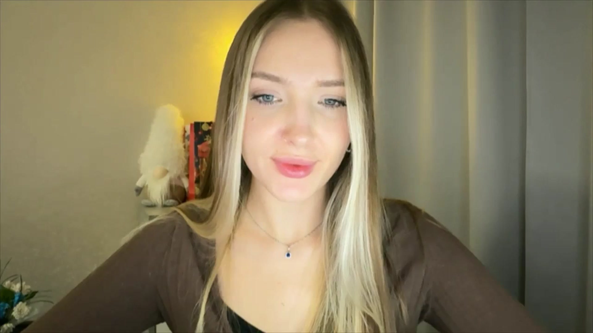 Gallery image thumbnail from My_Diana's myfreecams stream on, 01/07/2025, 24:08 image 12 of 20