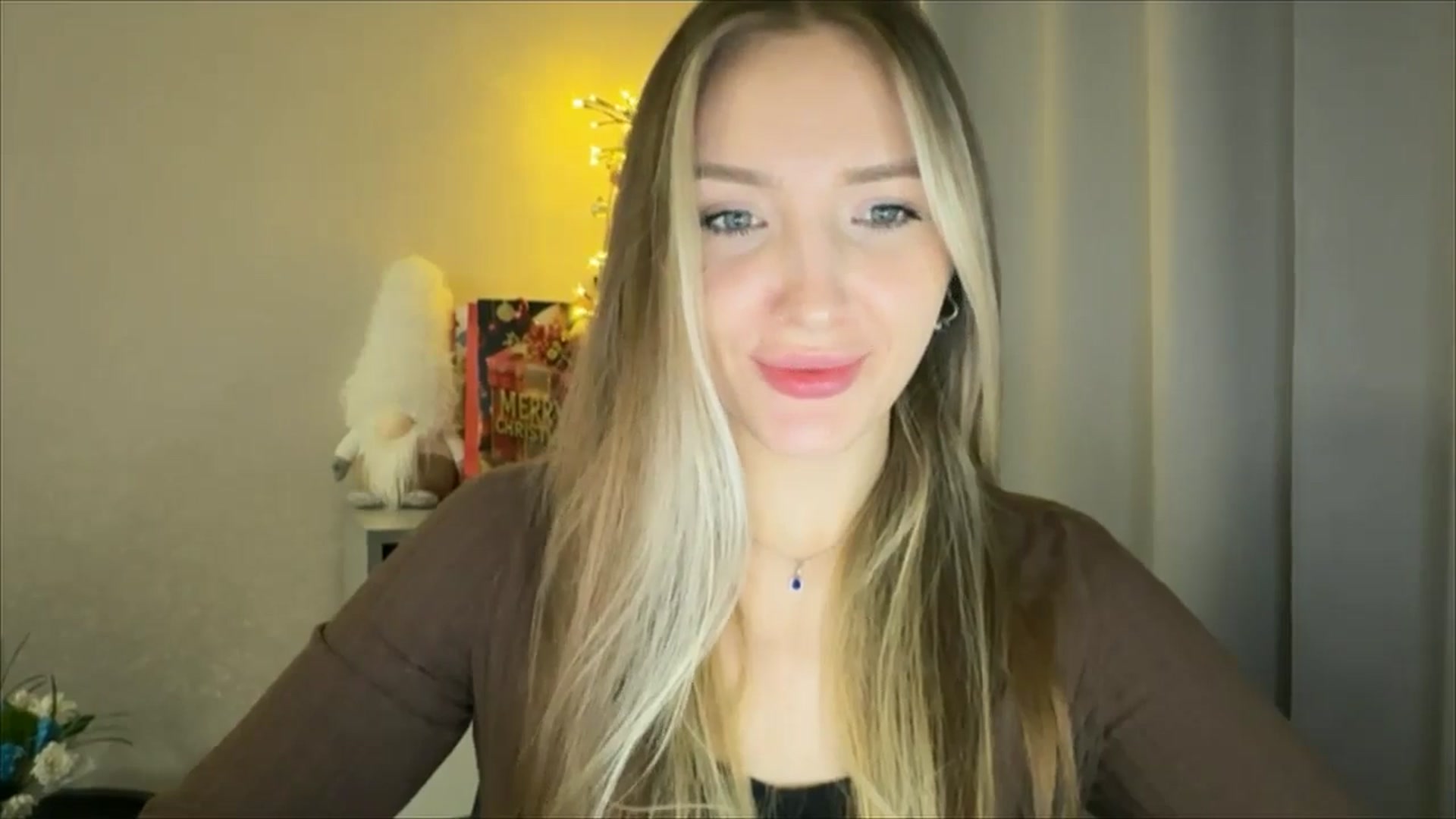 Gallery image thumbnail from My_Diana's myfreecams stream on, 01/07/2025, 24:08 image 19 of 20