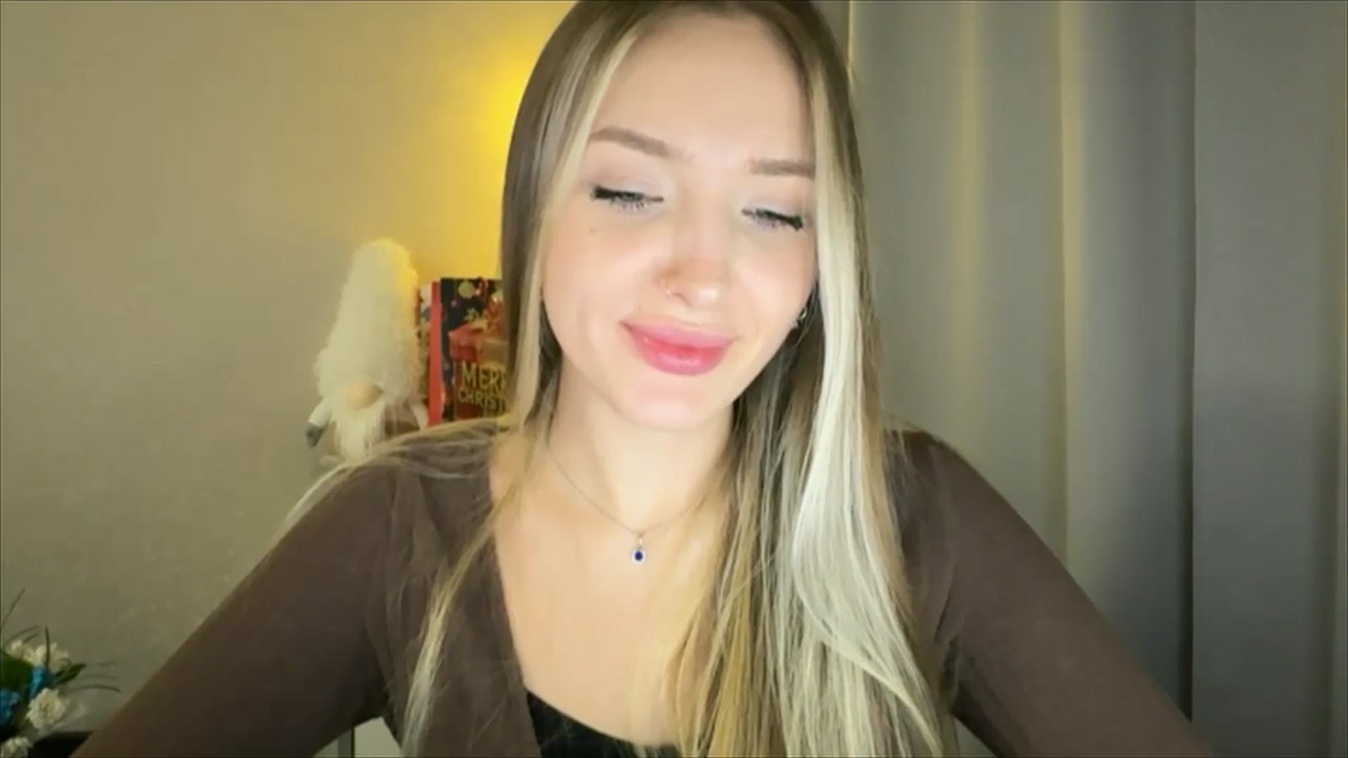 Gallery image thumbnail from My_Diana's myfreecams stream on, 01/07/2025, 24:08 image 8 of 20