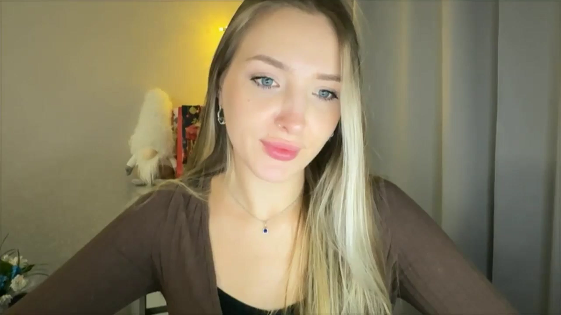 Gallery image thumbnail from My_Diana's myfreecams stream on, 01/07/2025, 24:08 image 6 of 20