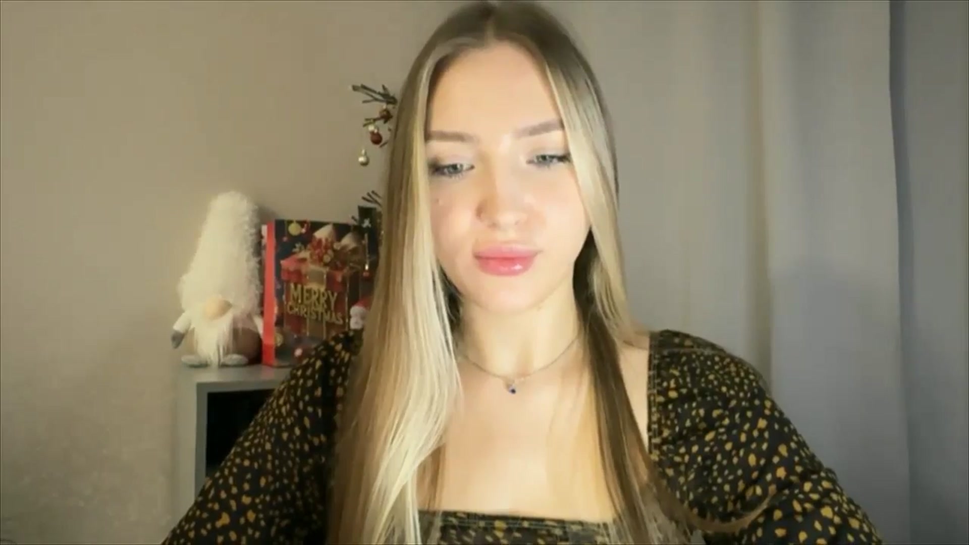 Gallery image thumbnail from My_Diana's myfreecams stream on, 01/08/2025, 24:07 image 15 of 20