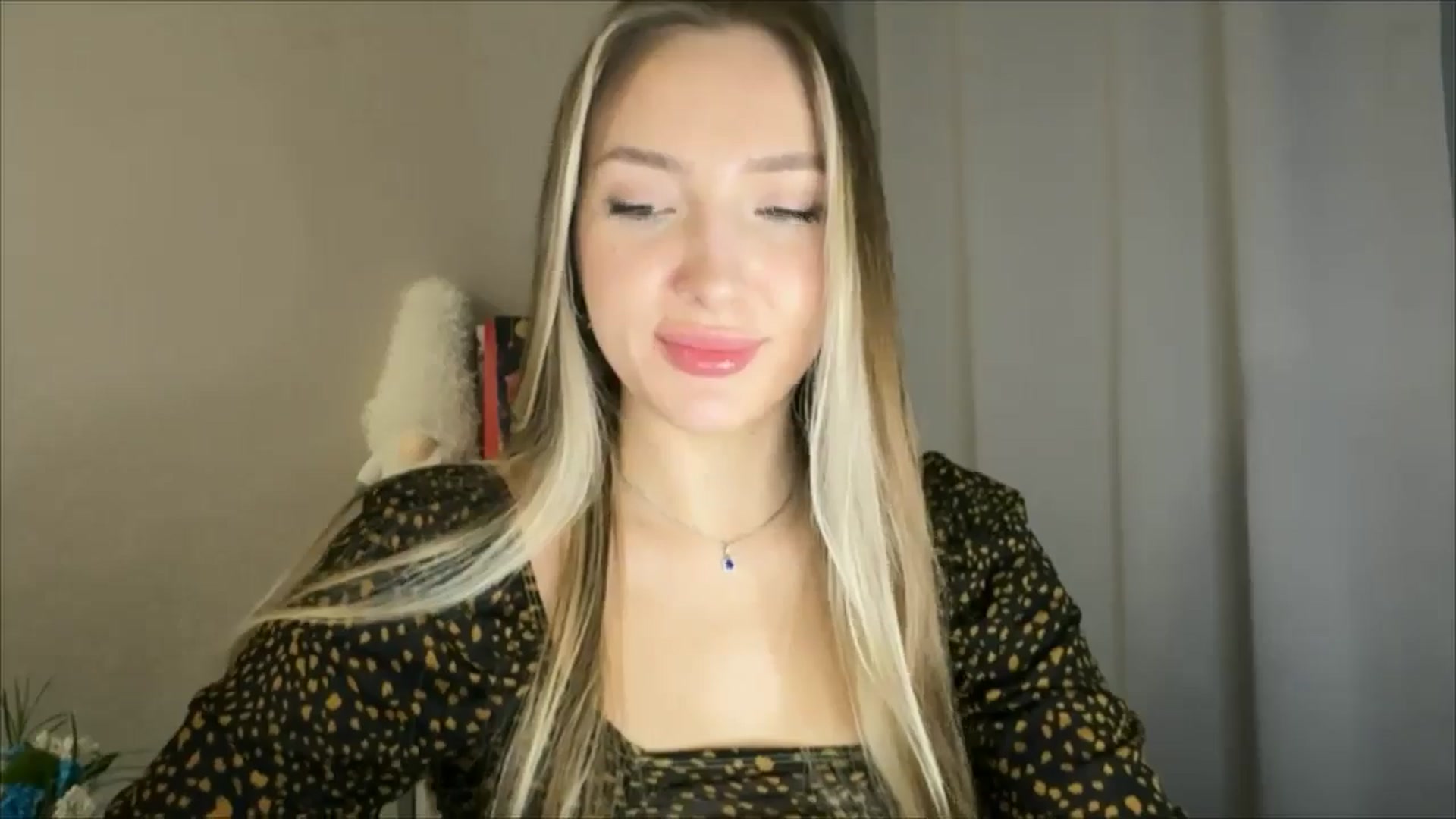 Gallery image thumbnail from My_Diana's myfreecams stream on, 01/08/2025, 24:07 image 20 of 20