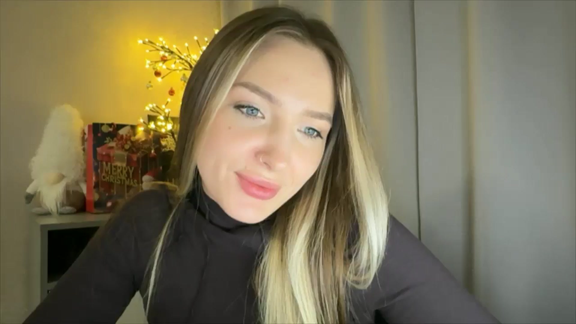 Gallery image thumbnail from My_Diana's myfreecams stream on, 01/09/2025, 24:39 image 14 of 20
