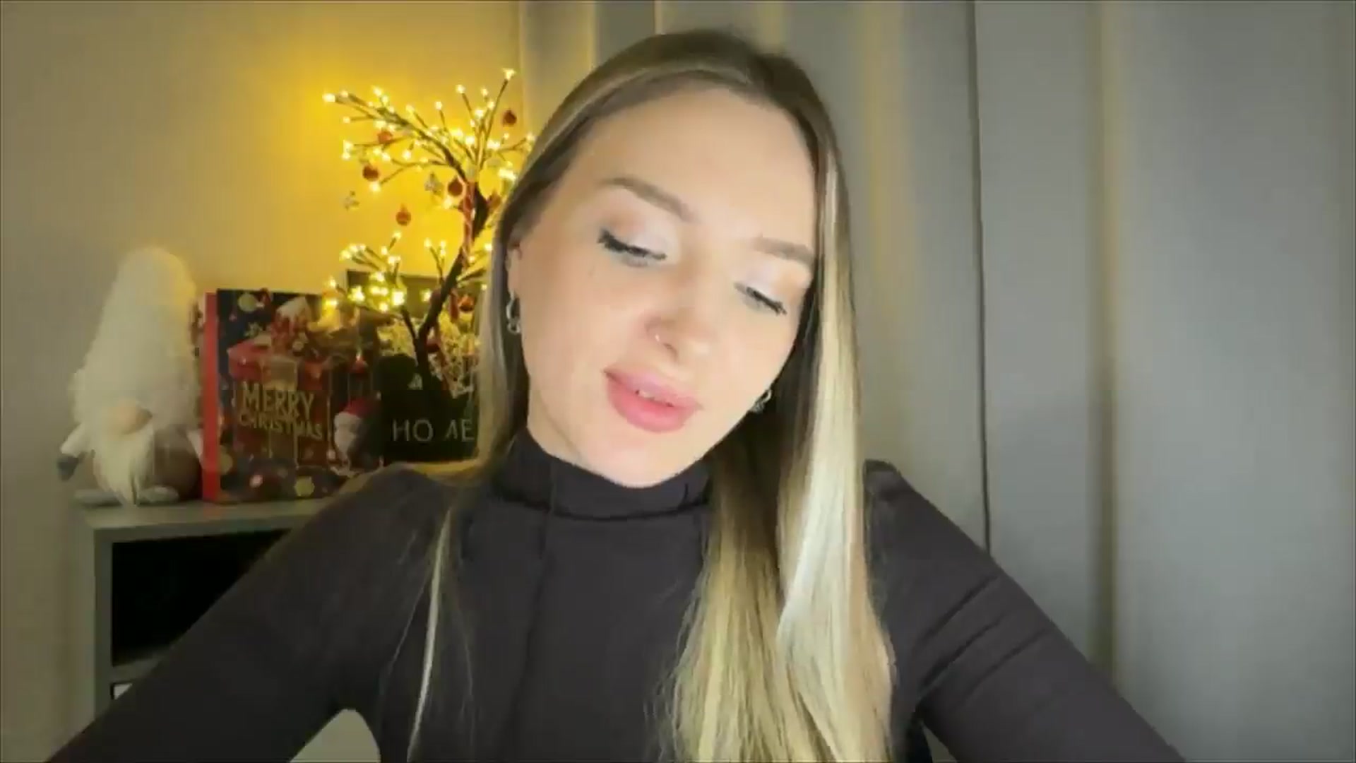 Gallery image thumbnail from My_Diana's myfreecams stream on, 01/09/2025, 24:39 image 17 of 20