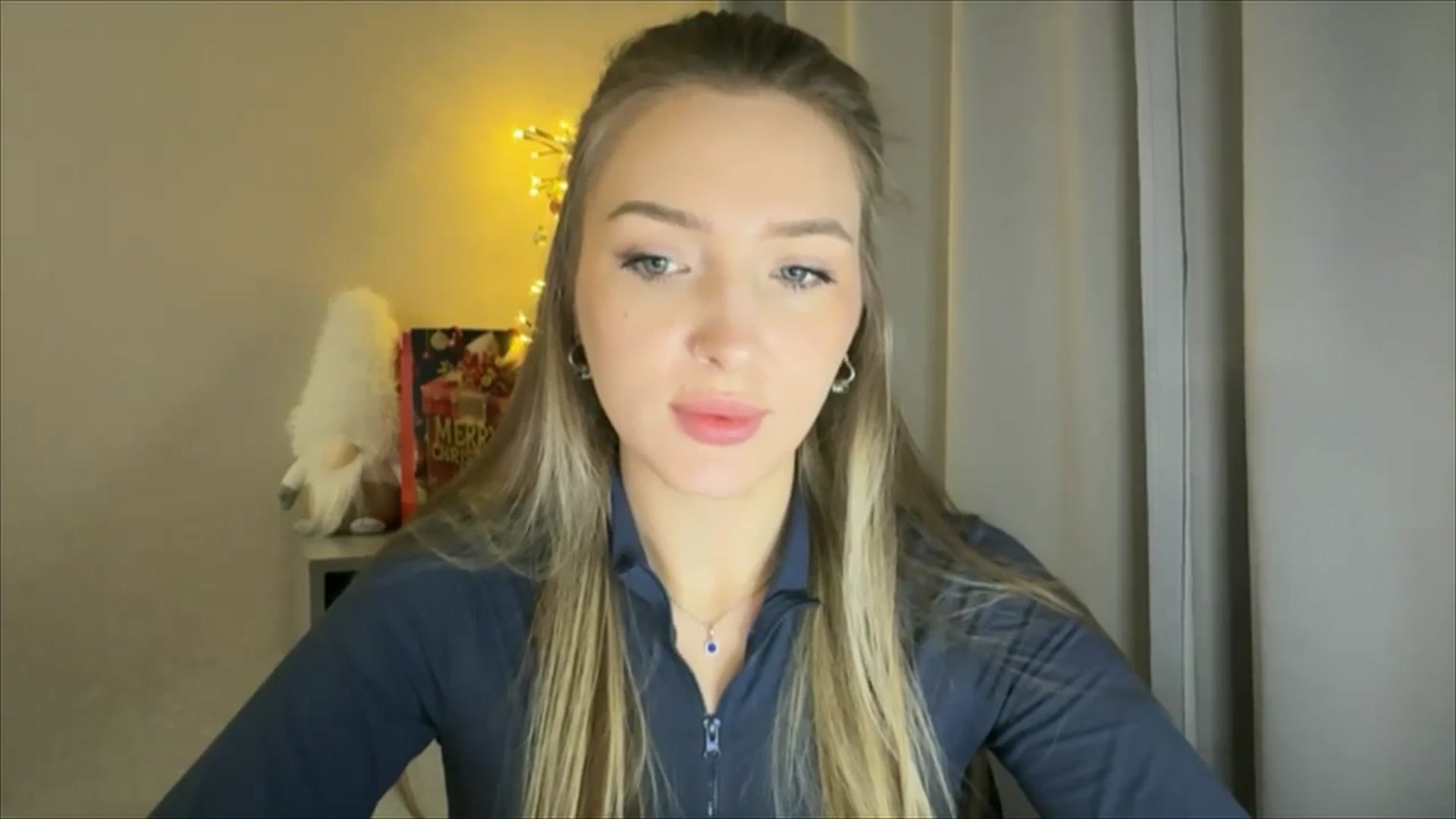 Gallery image thumbnail from My_Diana's myfreecams stream on, 01/09/2025, 16:27 image 15 of 20