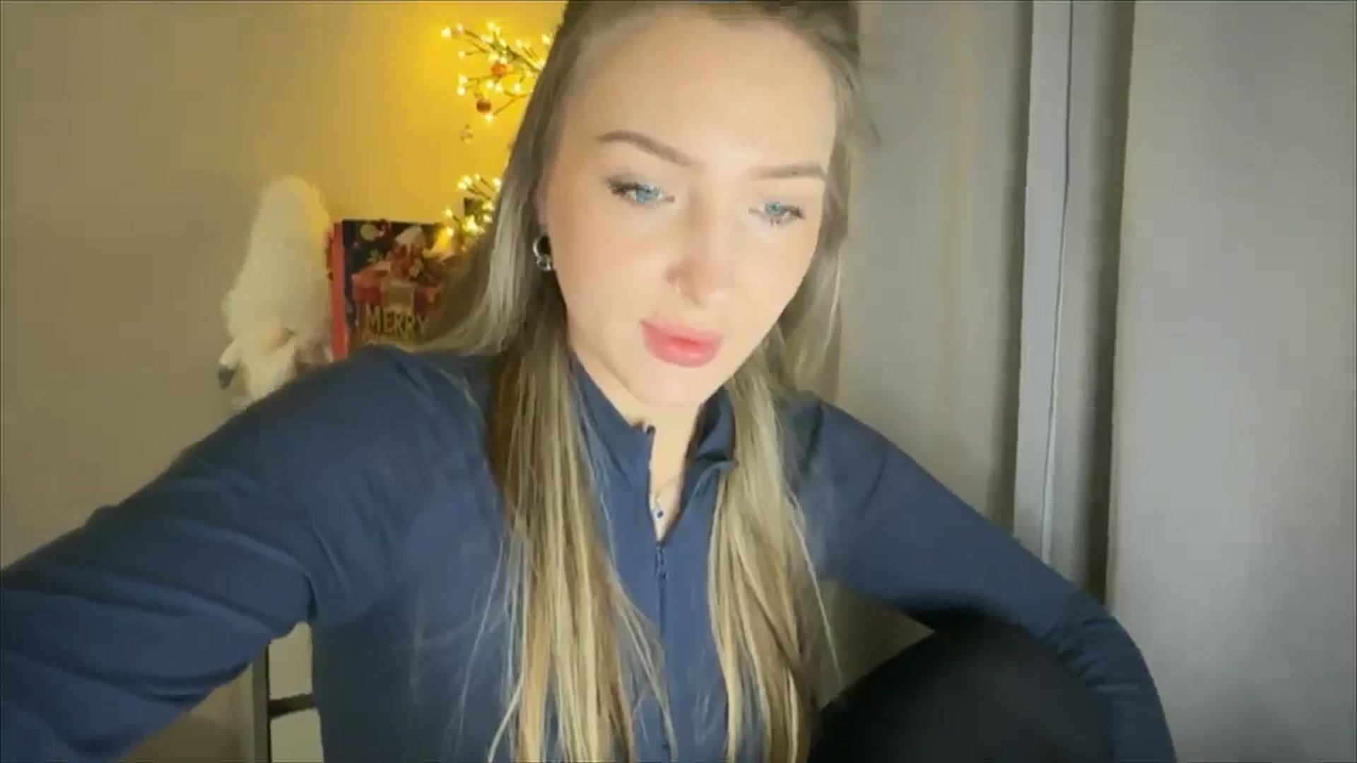 Gallery image thumbnail from My_Diana's myfreecams stream on, 01/09/2025, 16:27 image 9 of 20