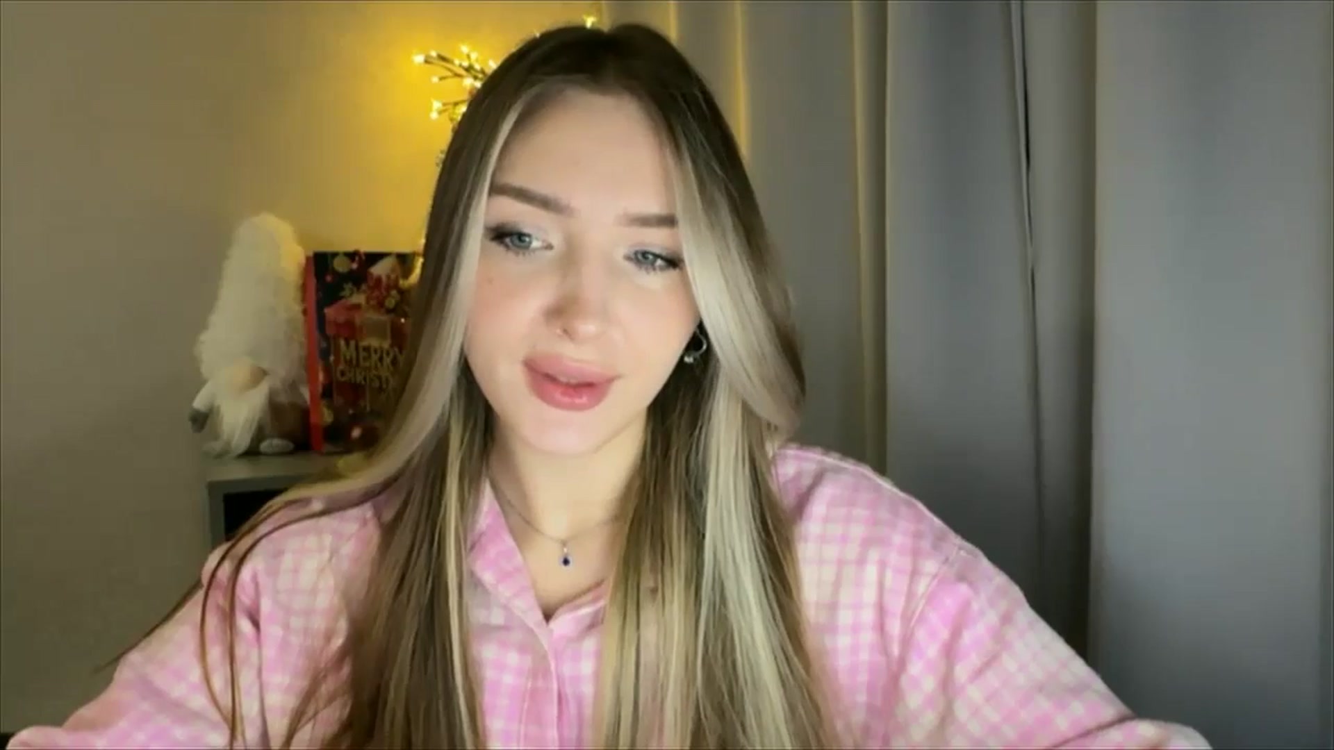 Gallery image thumbnail from My_Diana's myfreecams stream on, 01/10/2025, 15:36 image 20 of 20