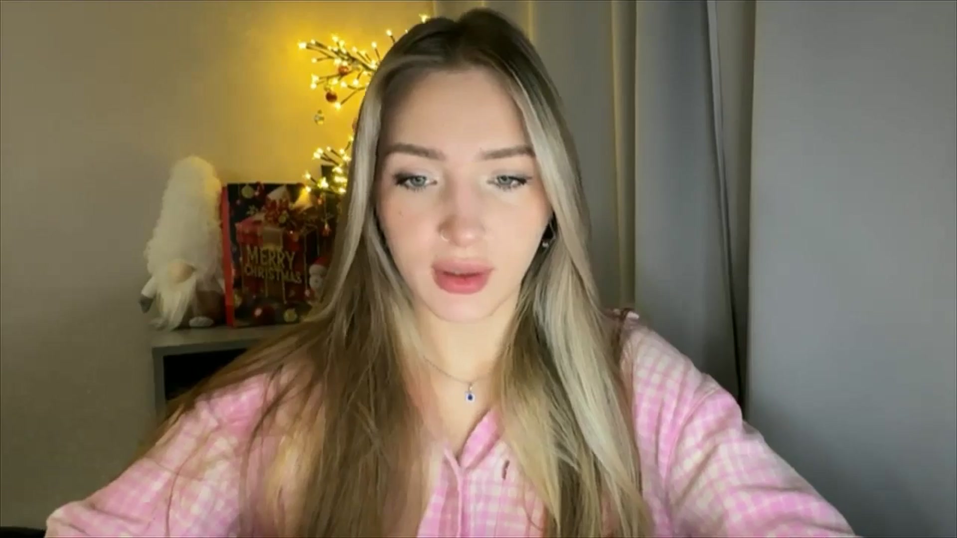 Gallery image thumbnail from My_Diana's myfreecams stream on, 01/10/2025, 15:36 image 4 of 20