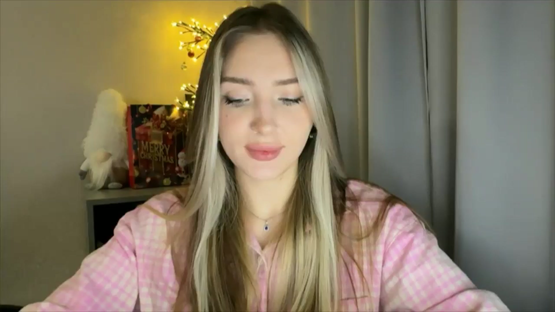 Gallery image thumbnail from My_Diana's myfreecams stream on, 01/10/2025, 15:36 image 15 of 20