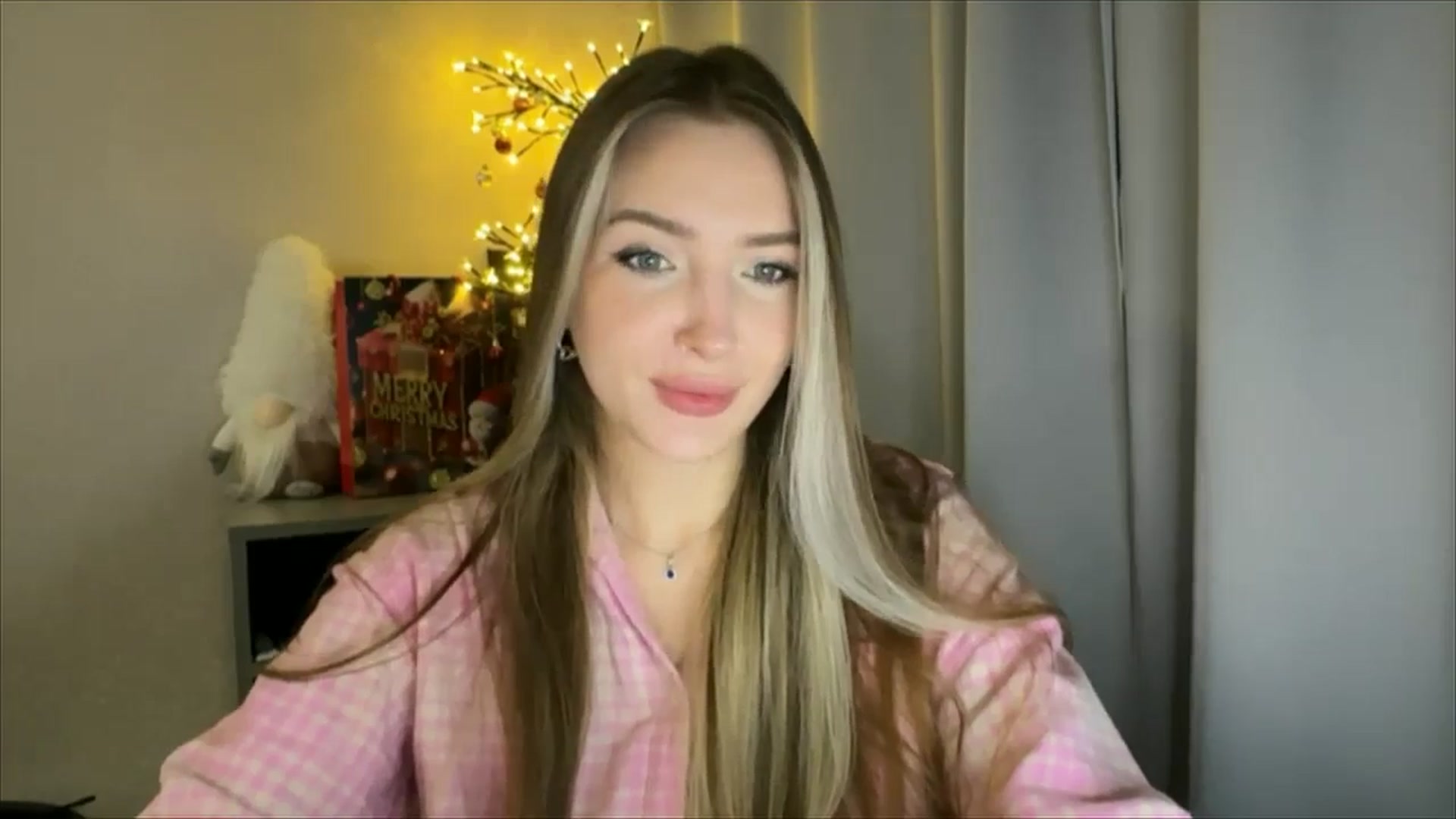 Gallery image thumbnail from My_Diana's myfreecams stream on, 01/10/2025, 15:36 image 9 of 20