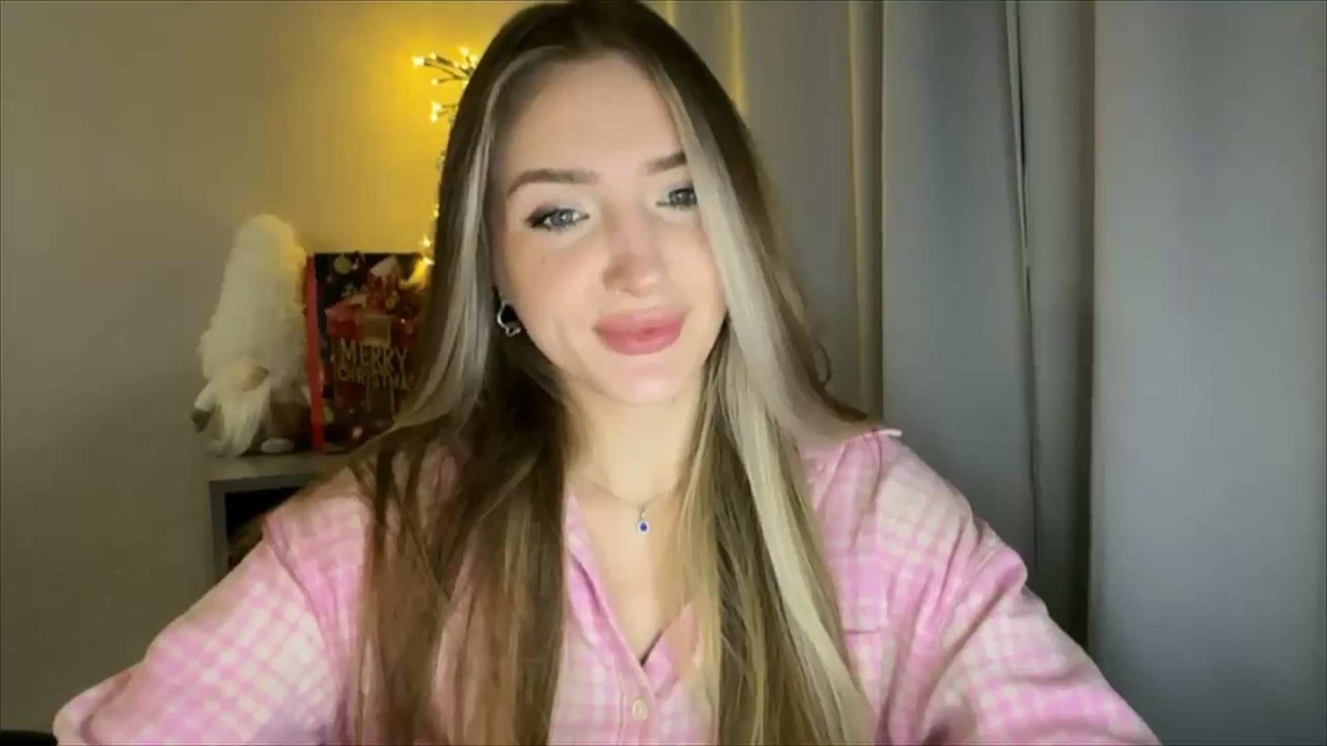 Gallery image thumbnail from My_Diana's myfreecams stream on, 01/10/2025, 15:36 image 6 of 20