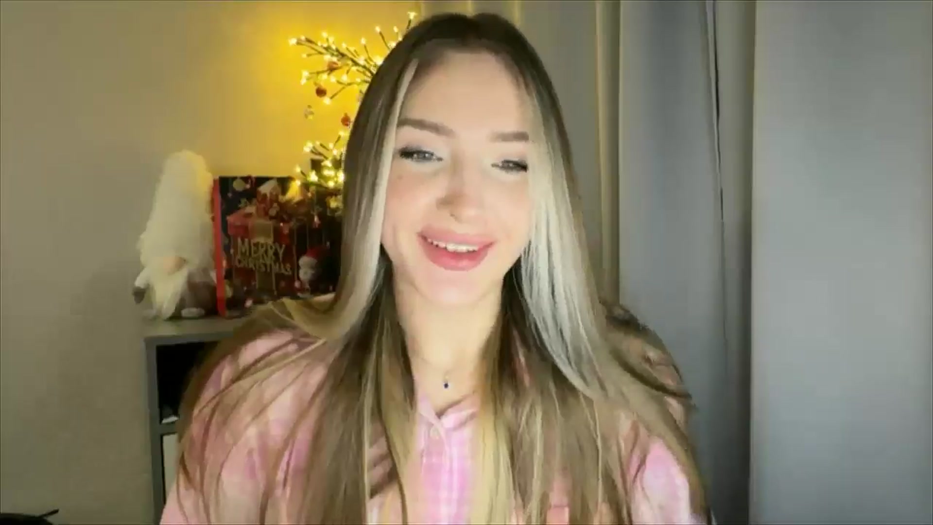 Gallery image thumbnail from My_Diana's myfreecams stream on, 01/10/2025, 16:07 image 6 of 20