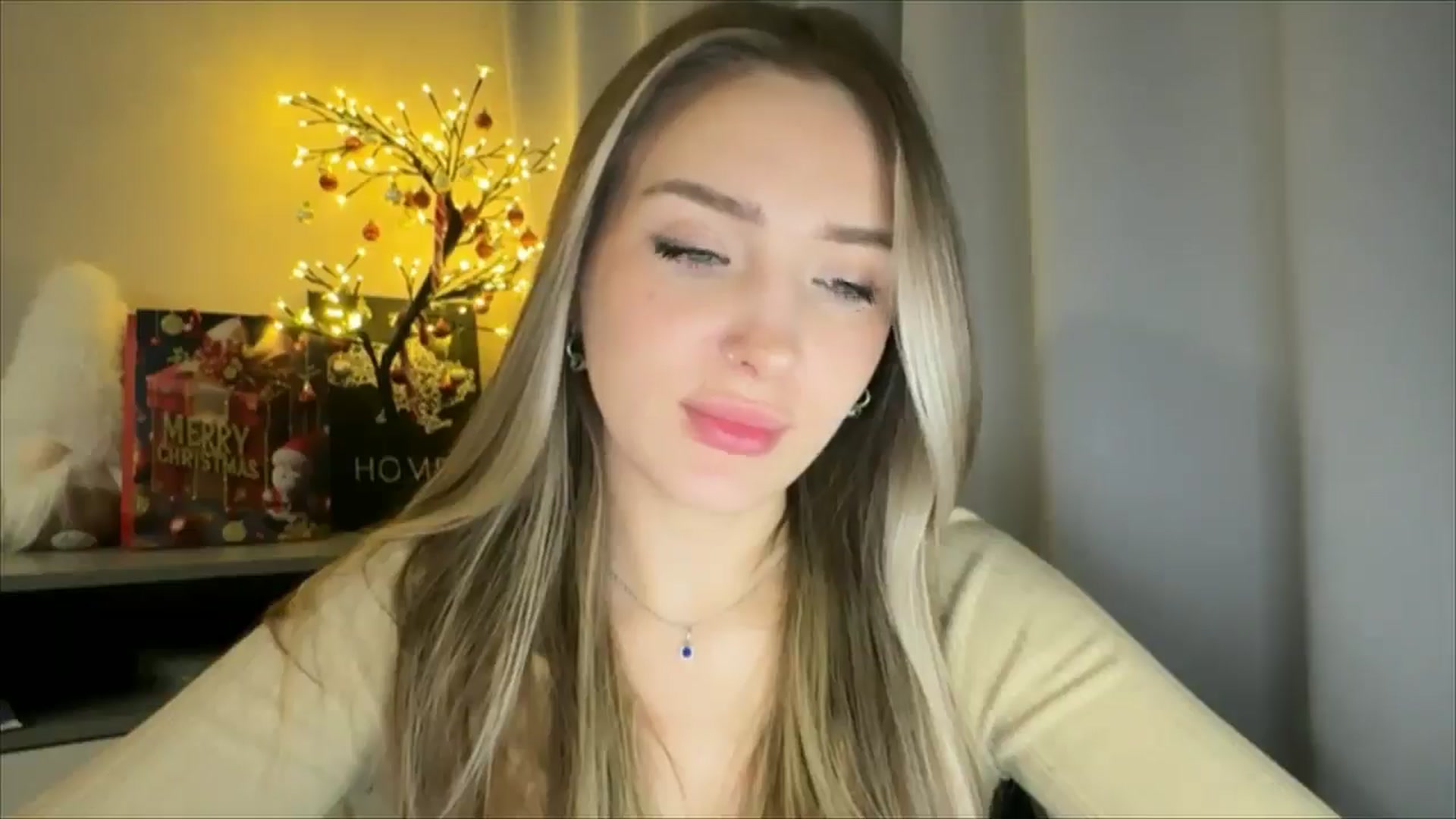 Gallery image thumbnail from My_Diana's myfreecams stream on, 01/10/2025, 23:01 image 5 of 20