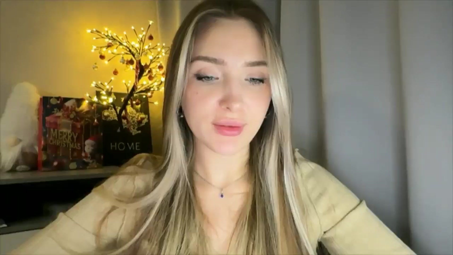 Gallery image thumbnail from My_Diana's myfreecams stream on, 01/10/2025, 23:01 image 1 of 20