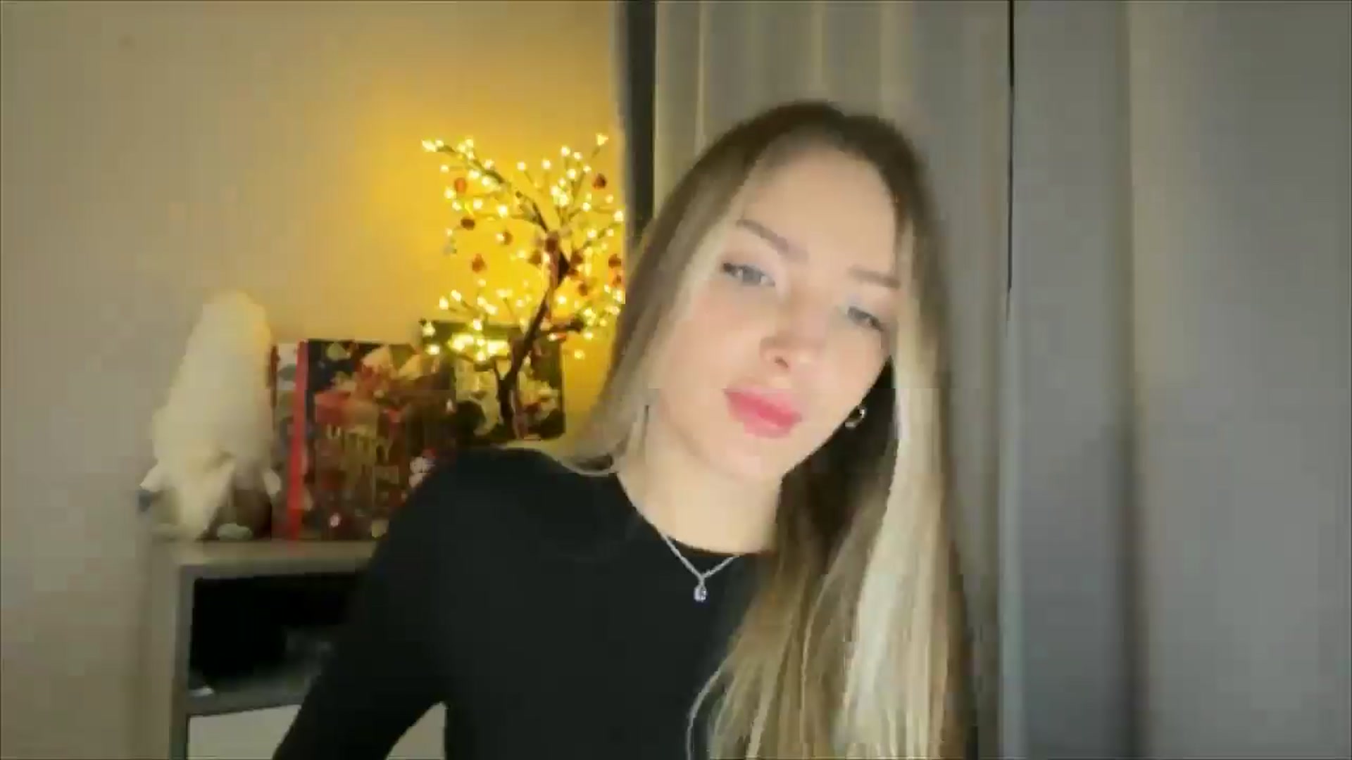 Gallery image thumbnail from My_Diana's myfreecams stream on, 01/11/2025, 16:27 image 5 of 20