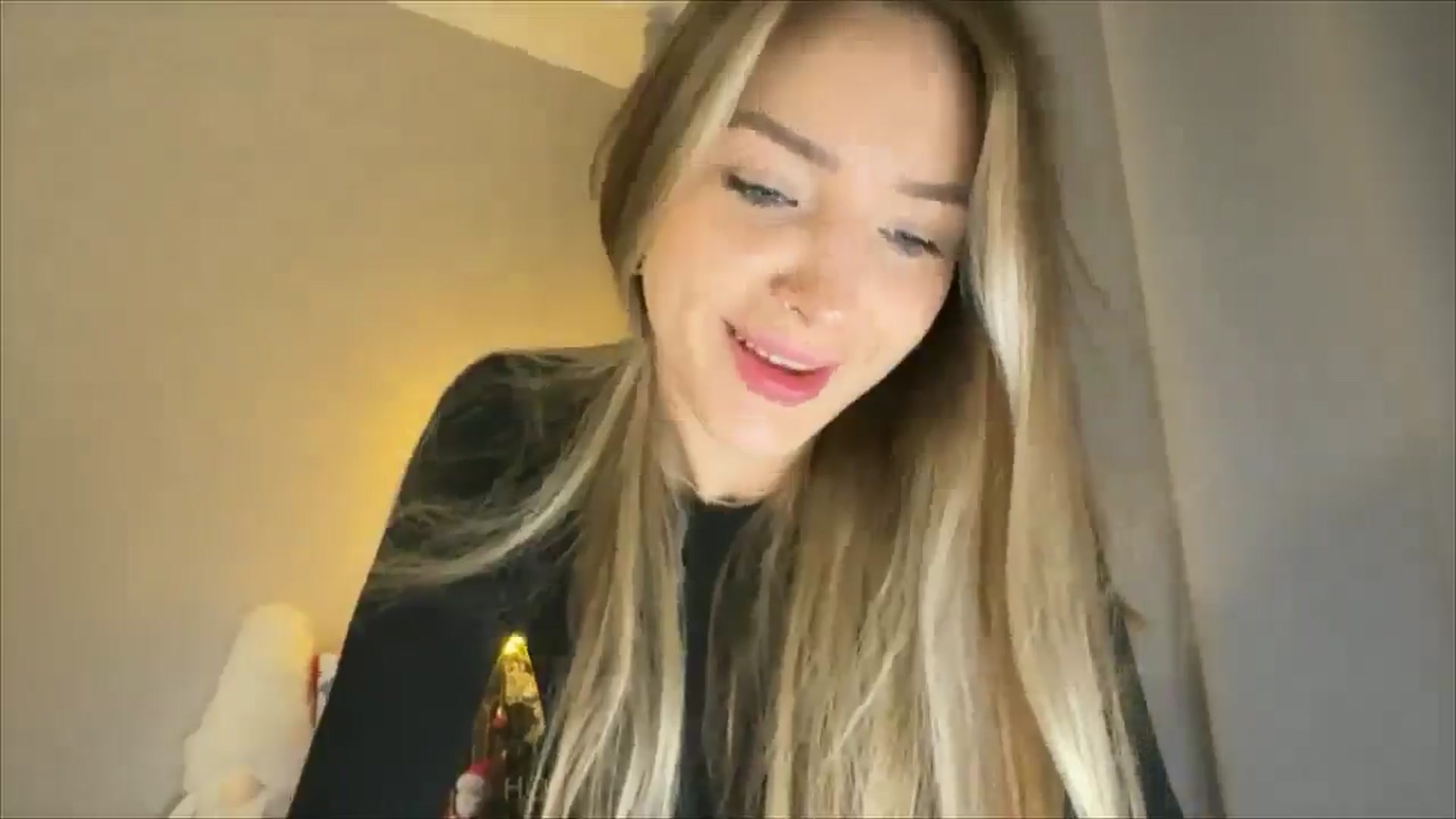 Gallery image thumbnail from My_Diana's myfreecams stream on, 01/11/2025, 16:27 image 2 of 20