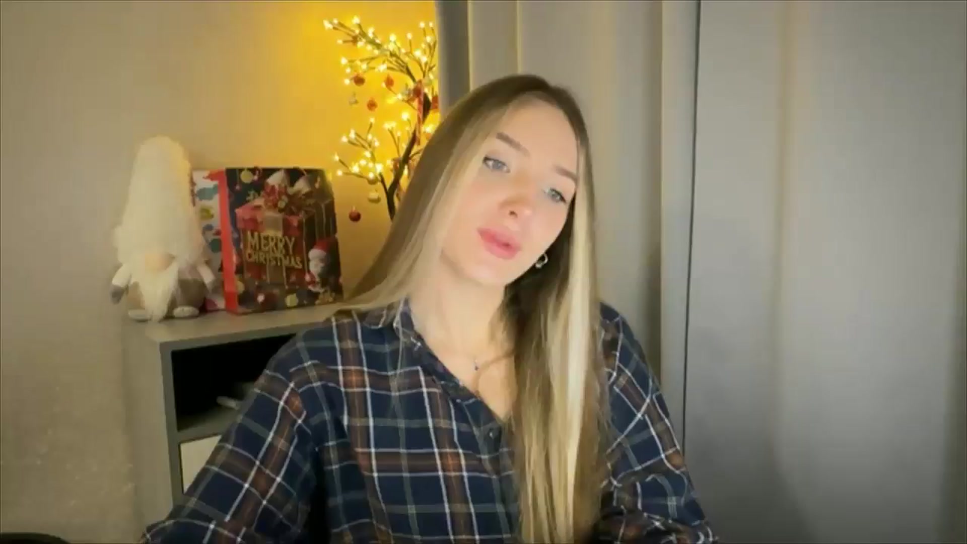 Gallery image thumbnail from My_Diana's myfreecams stream on, 01/12/2025, 15:34 image 1 of 20
