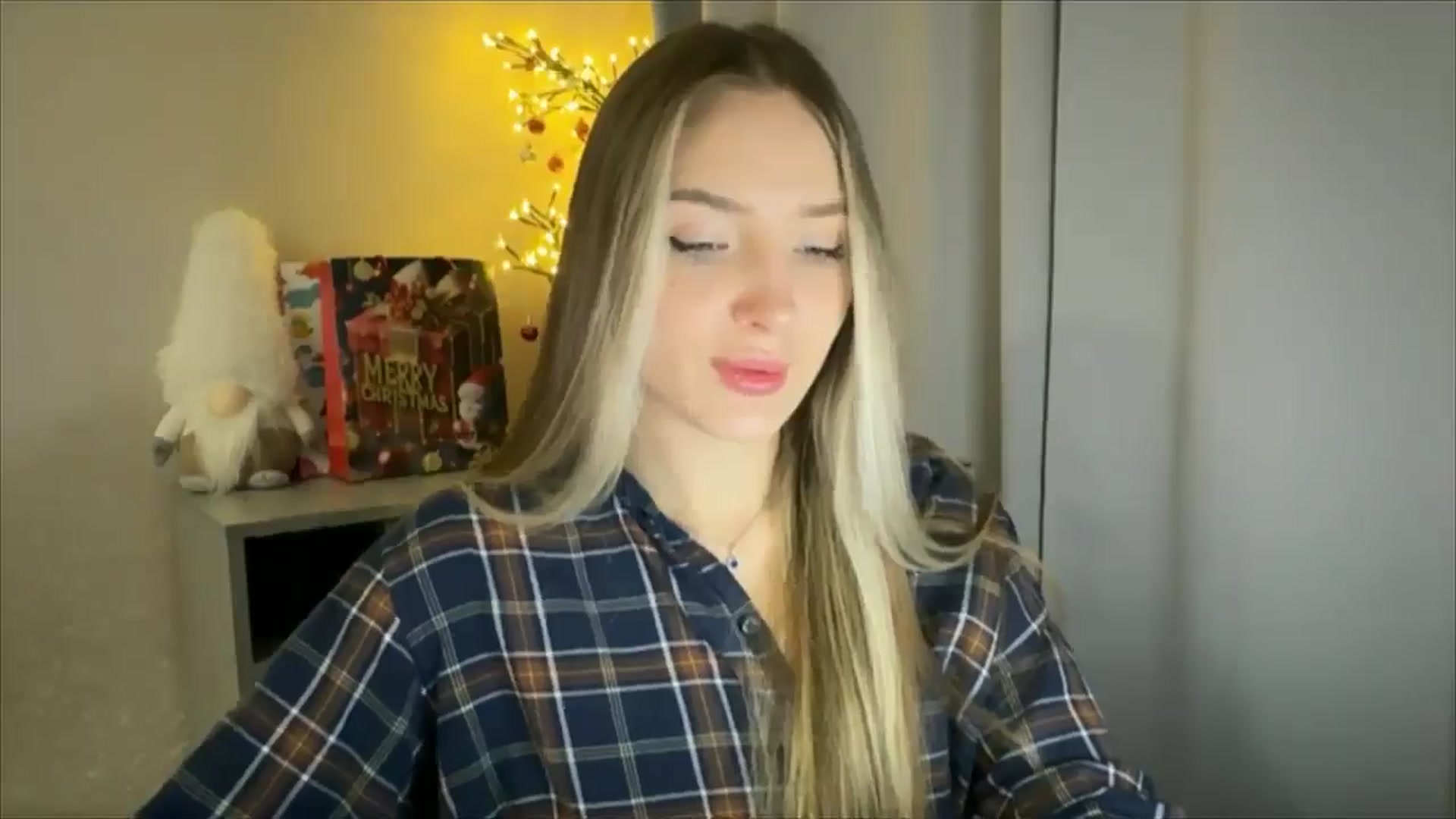 Gallery image thumbnail from My_Diana's myfreecams stream on, 01/12/2025, 15:34 image 15 of 20