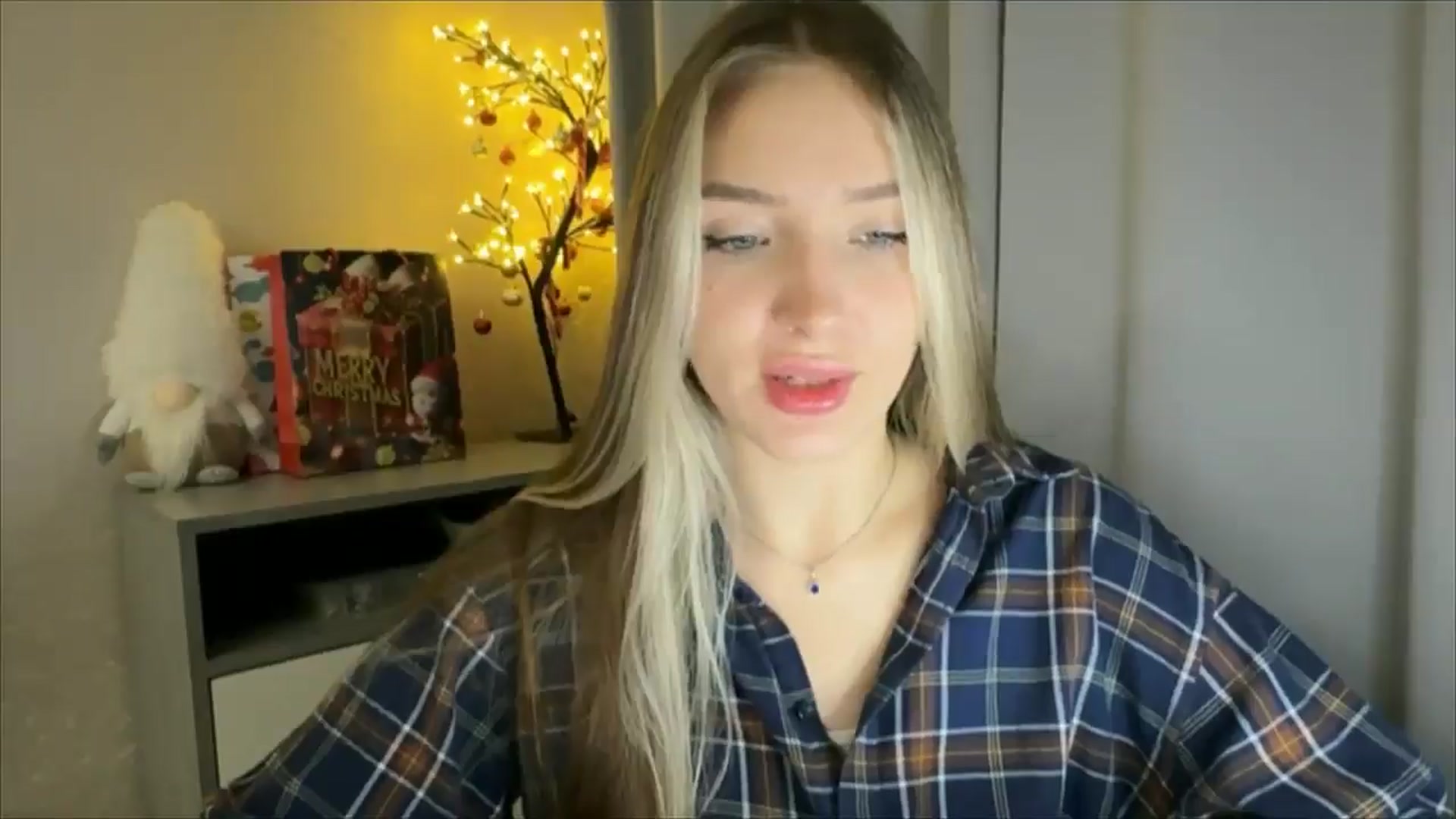 Gallery image thumbnail from My_Diana's myfreecams stream on, 01/12/2025, 15:34 image 19 of 20