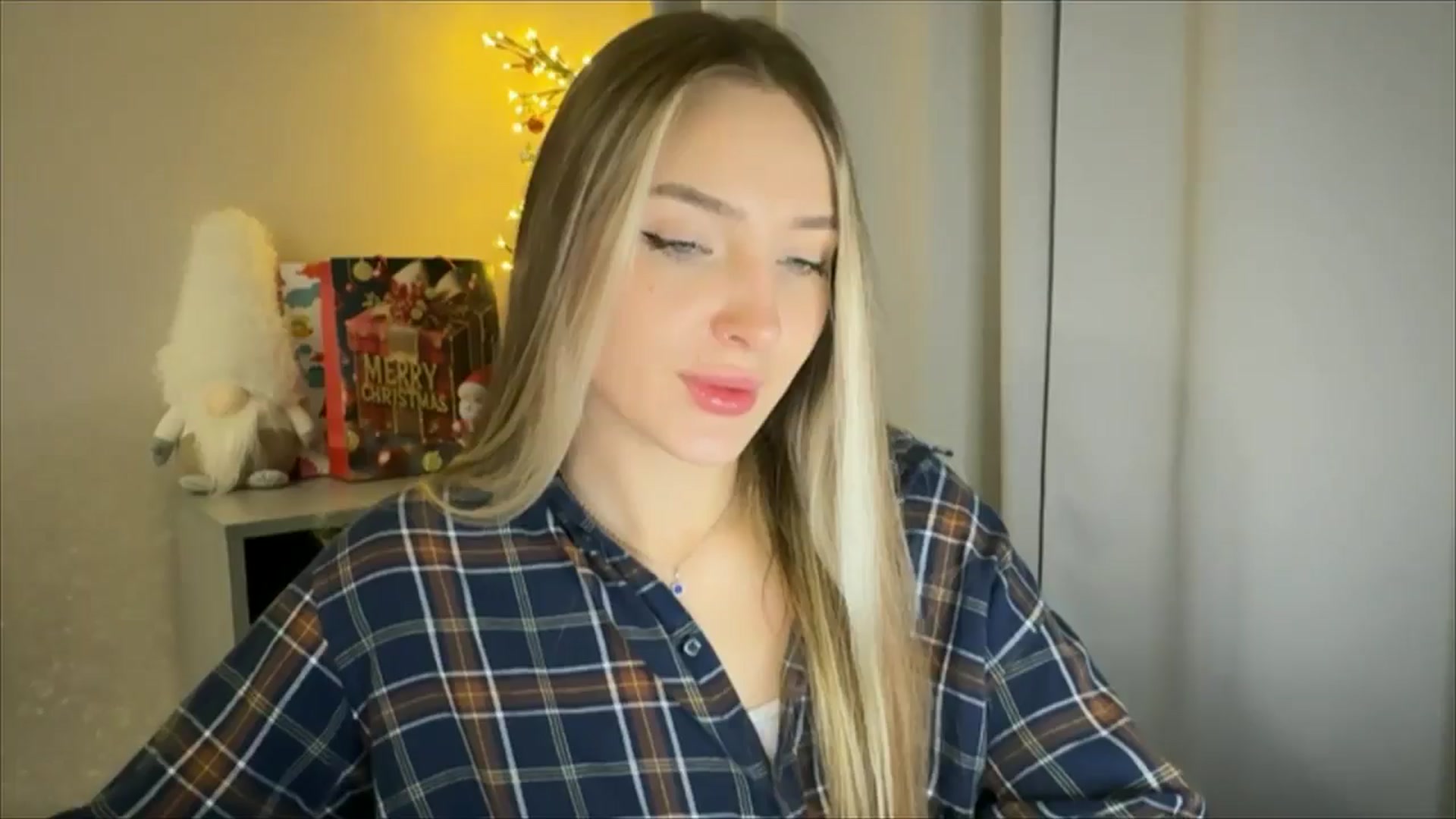 Gallery image thumbnail from My_Diana's myfreecams stream on, 01/12/2025, 15:34 image 13 of 20