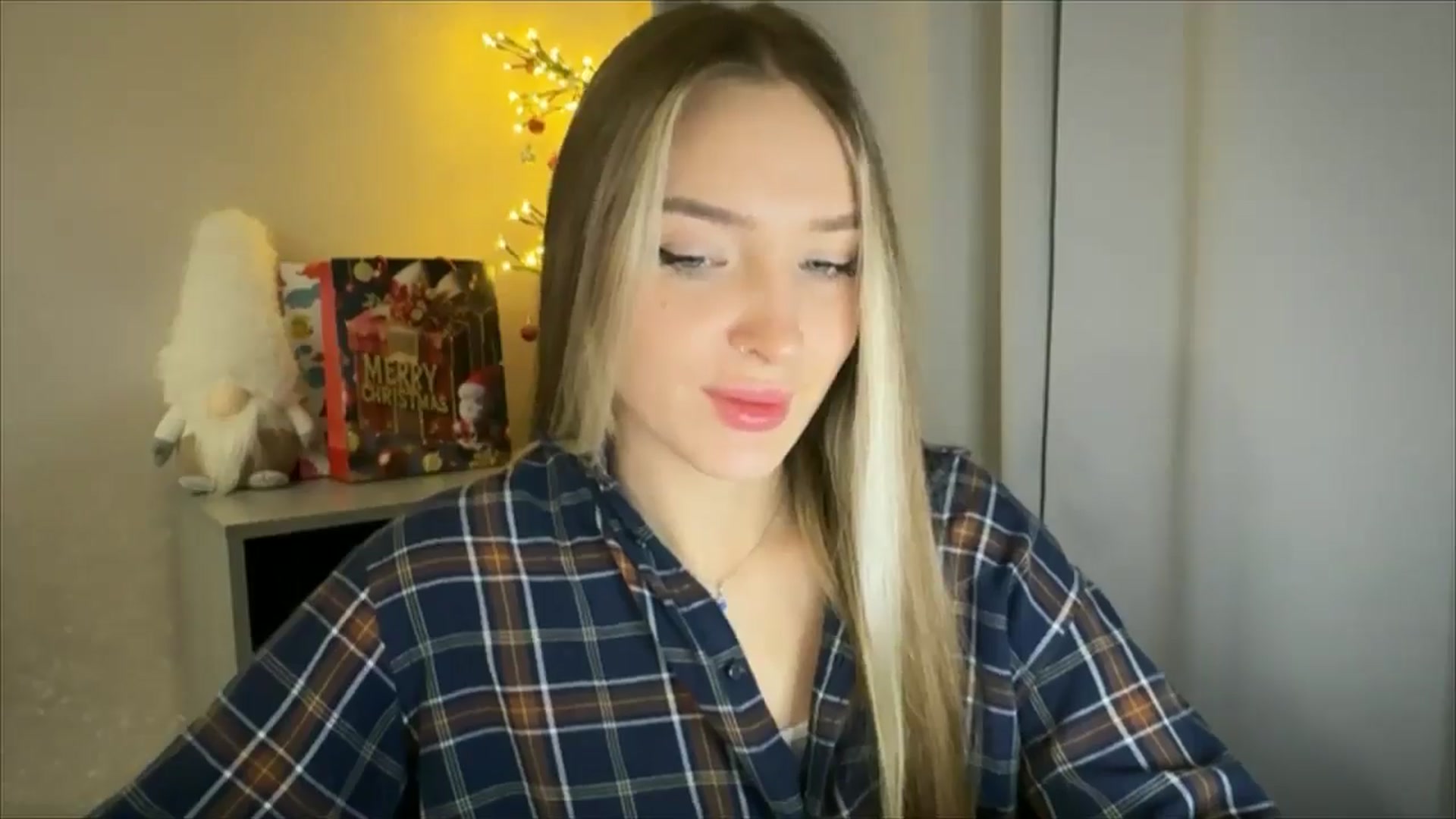 Gallery image thumbnail from My_Diana's myfreecams stream on, 01/12/2025, 15:34 image 11 of 20