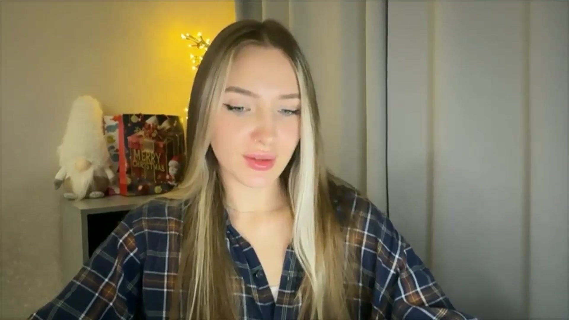 Gallery image thumbnail from My_Diana's myfreecams stream on, 01/12/2025, 23:04 image 8 of 20