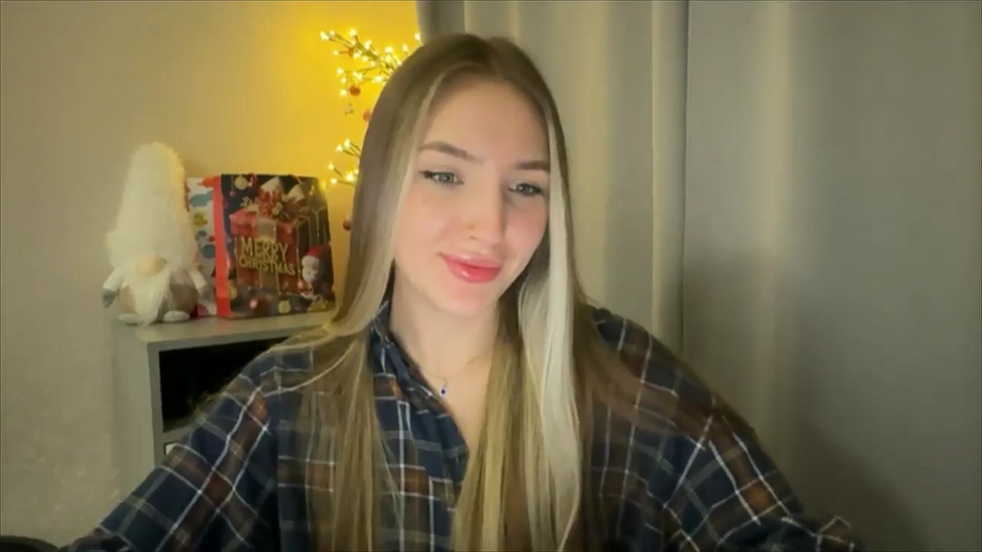 Gallery image thumbnail from My_Diana's myfreecams stream on, 01/12/2025, 23:04 image 18 of 20