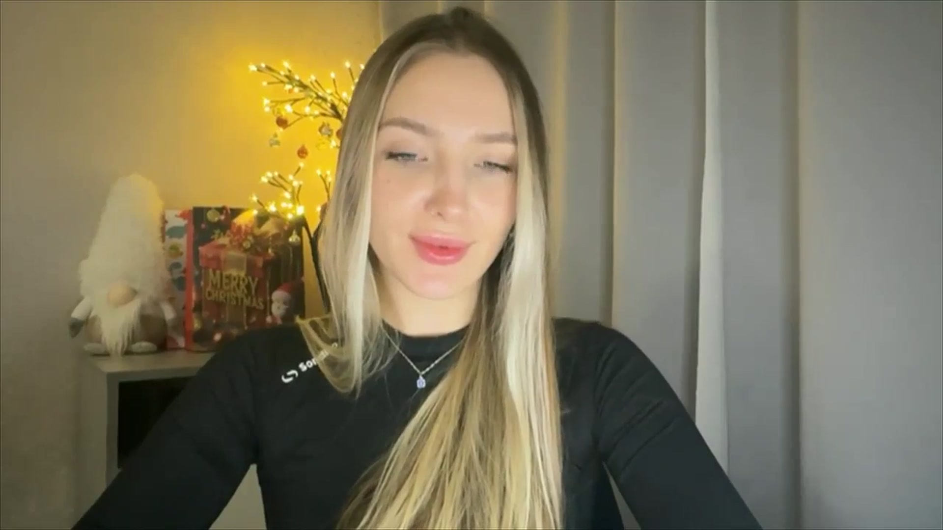 Gallery image thumbnail from My_Diana's myfreecams stream on, 01/13/2025, 21:29 image 9 of 20