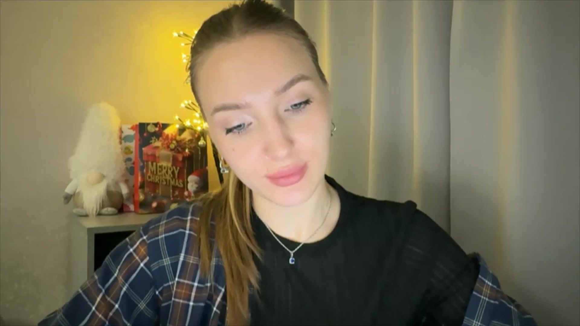 Gallery image thumbnail from My_Diana's myfreecams stream on, 01/14/2025, 23:56 image 11 of 20