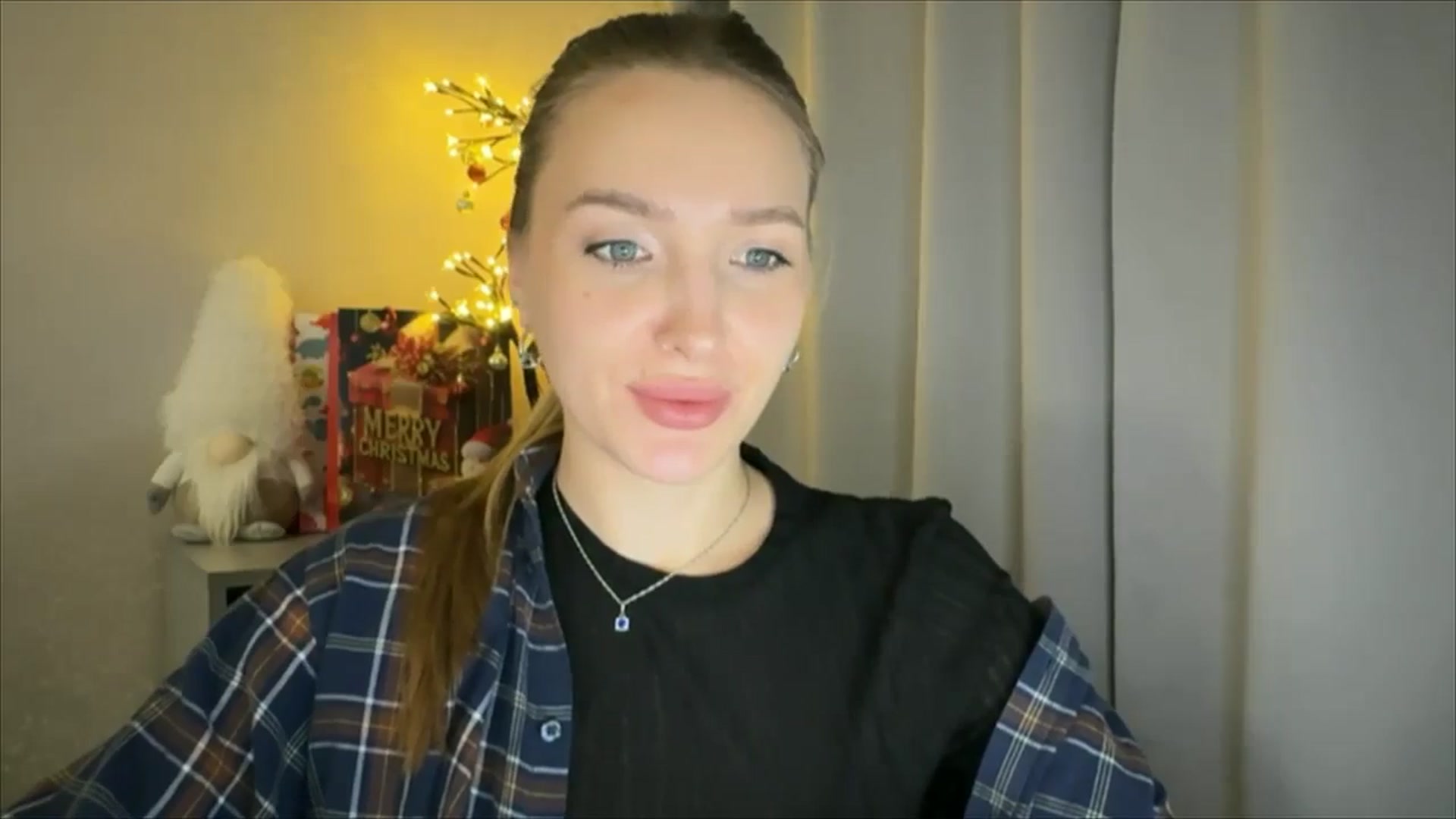 Gallery image thumbnail from My_Diana's myfreecams stream on, 01/14/2025, 23:56 image 5 of 20